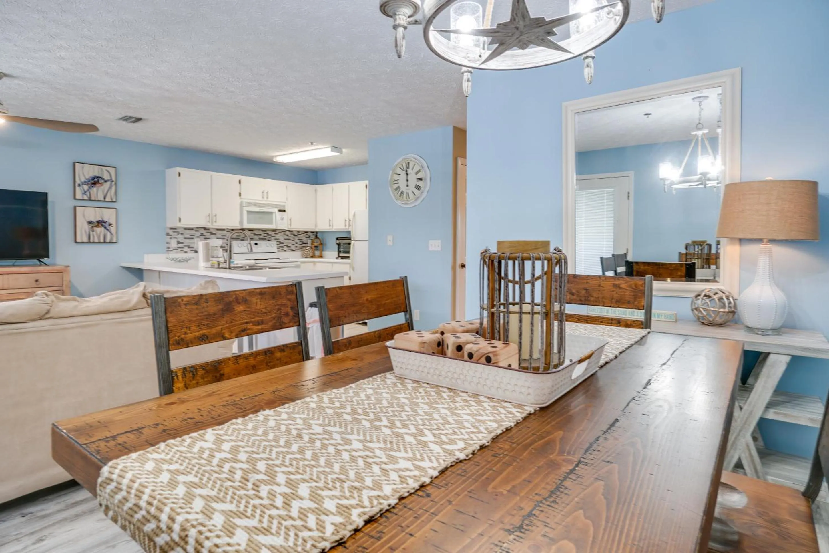 Living room in Peachtree Place Condominiums by Panhandle Getaways