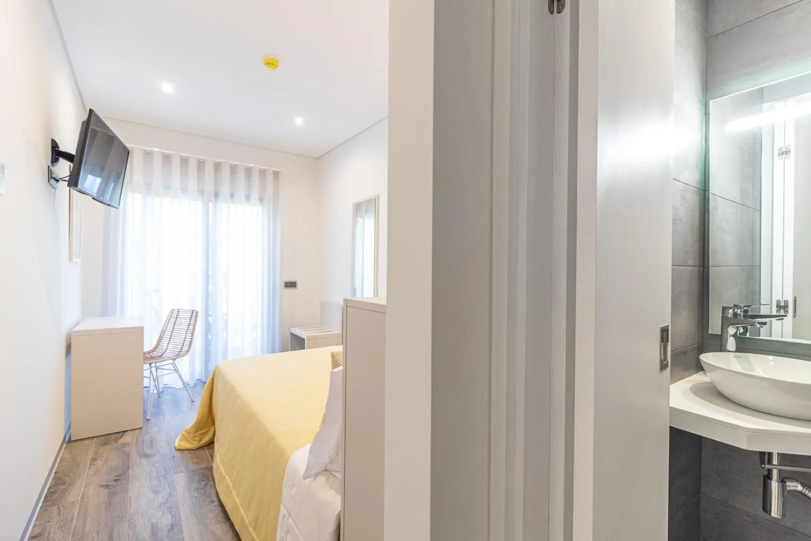 Bathroom in Avenue 41 Guest House