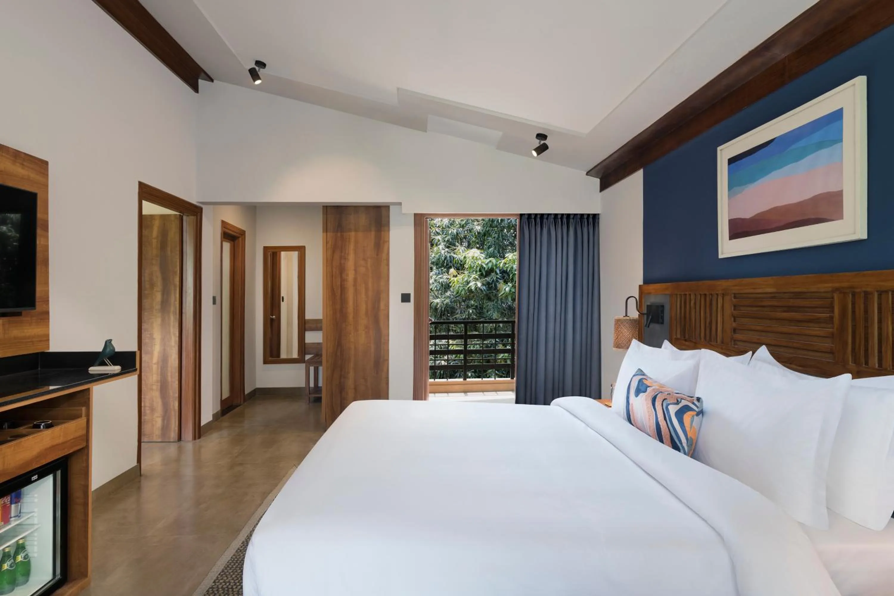 Bed in voco Jim Corbett by IHG