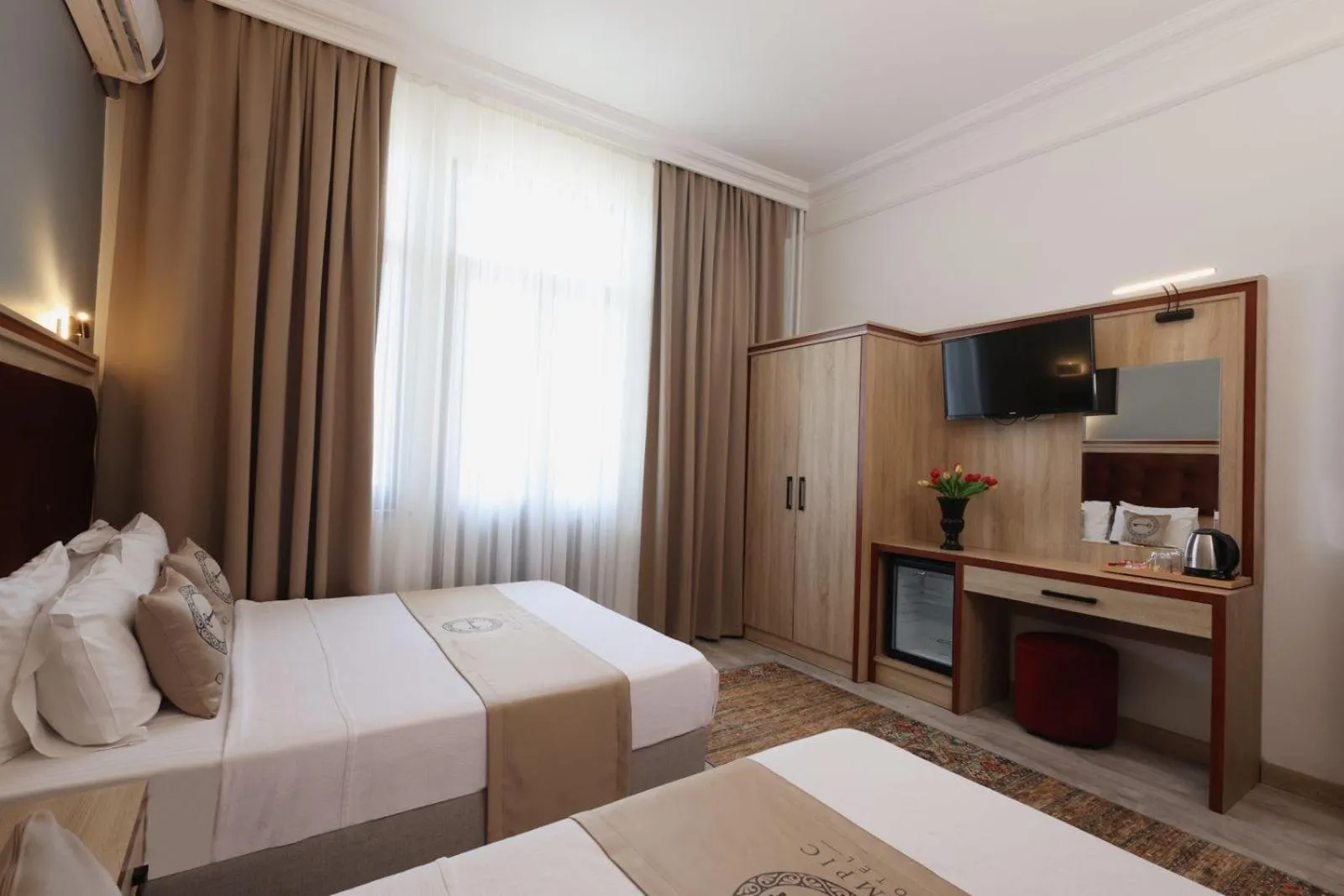 Bed in Olimpic Hotel