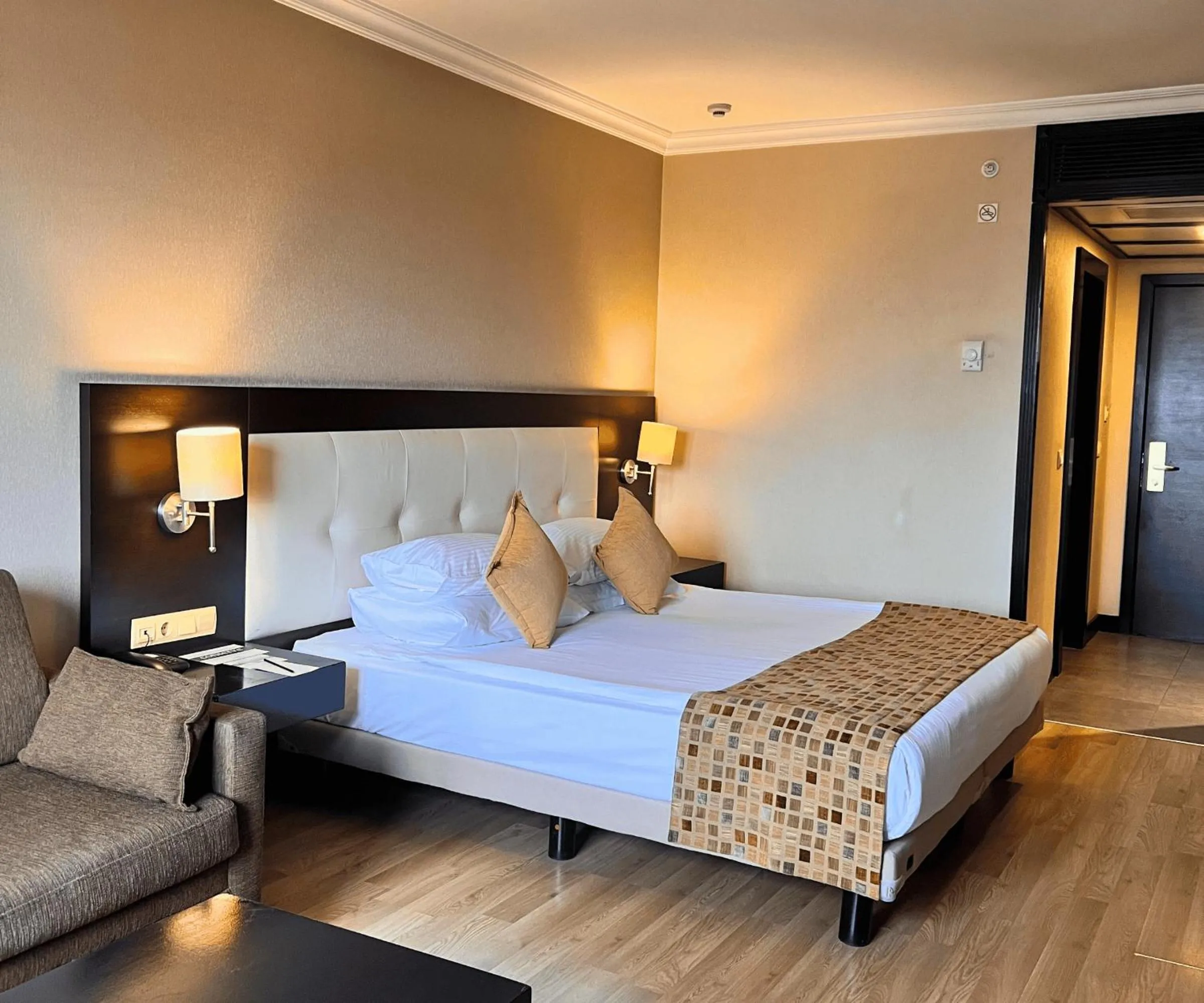 Bedroom, Bed in Eresin Hotels Topkapı