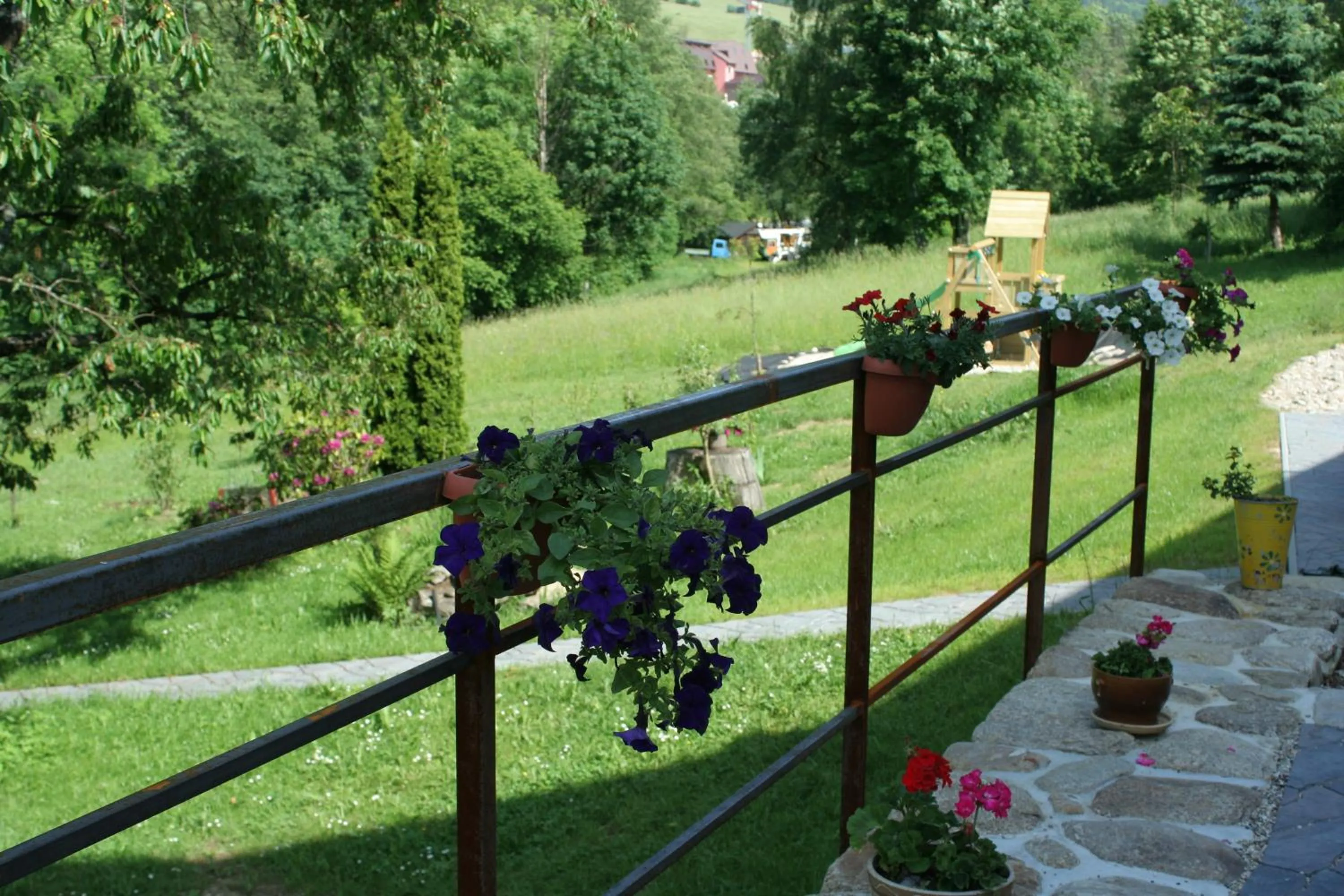 Garden in Apartmány U Žaloudků