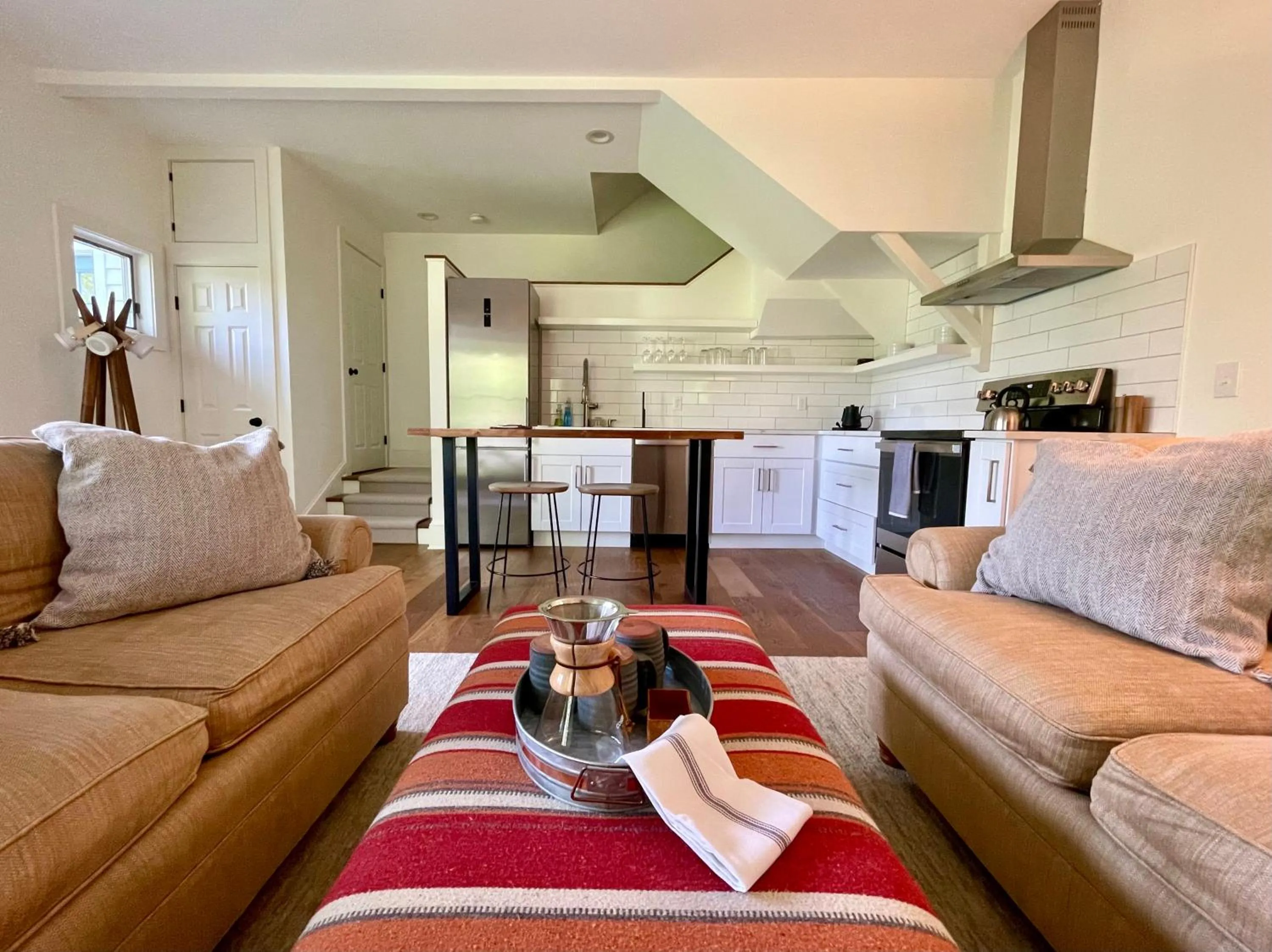 Kitchen or kitchenette in Hill Farm Inn - Manchester