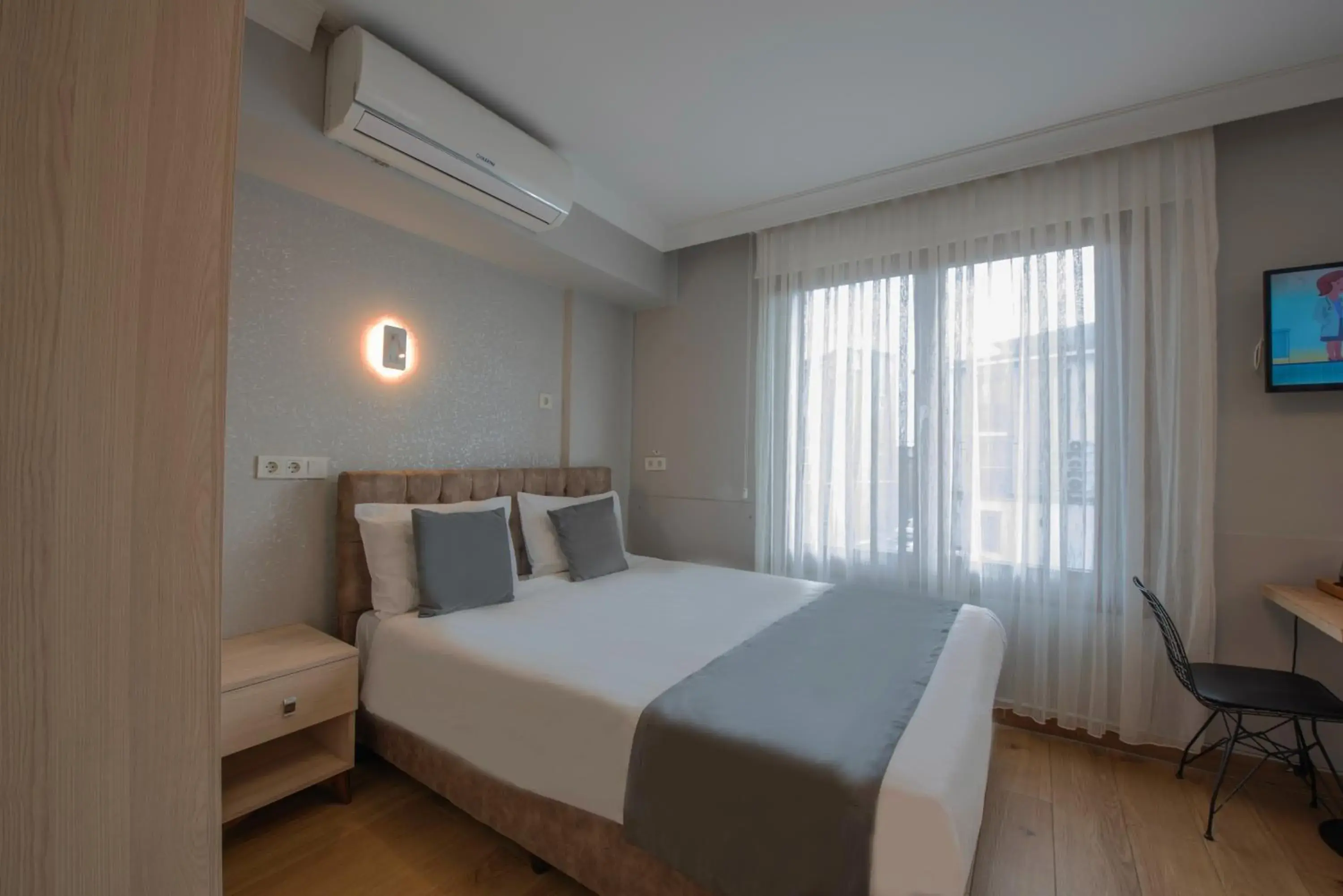 ANNEX BUILDING STUDIO ROOM WITH SEA WIEW in Sur Hotel Sultanahmet ANNEX BUILDING STUDIO ROOM WITH SEA WIEW in Sur Hotel Sultanahmet