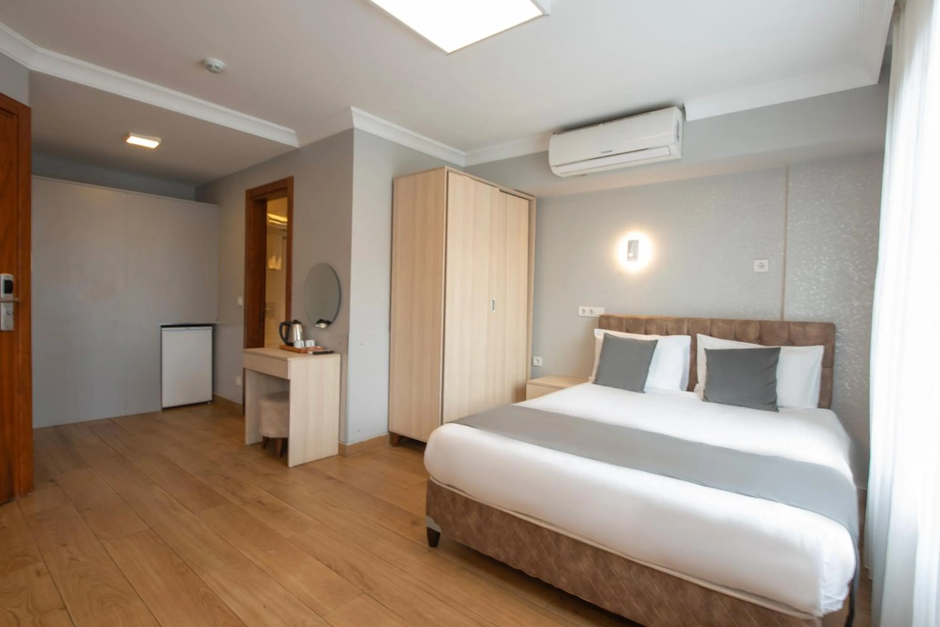 Photo of the whole room, Bed in Sur Hotel Sultanahmet