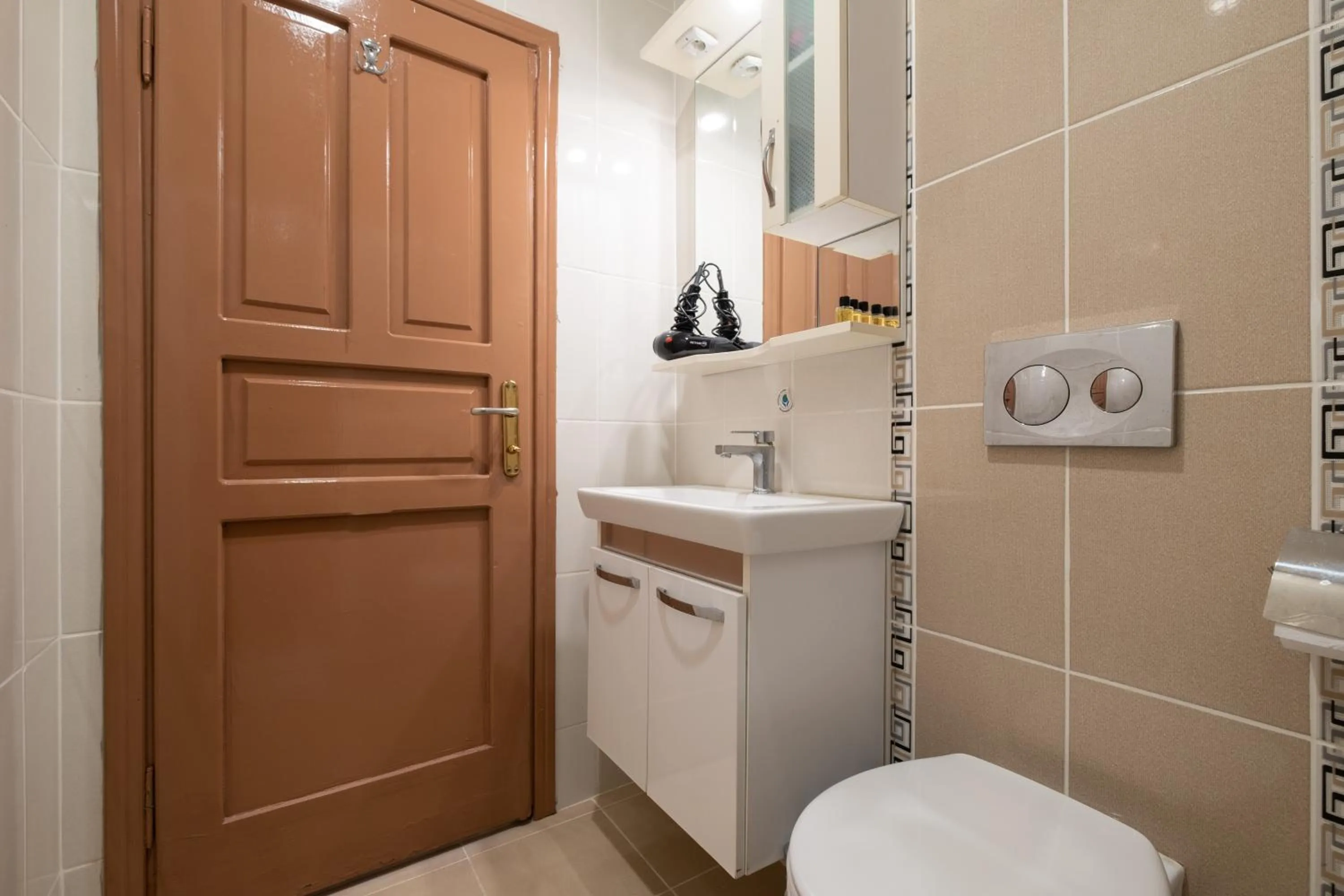 Toilet in Sur Hotel Sultanahmet