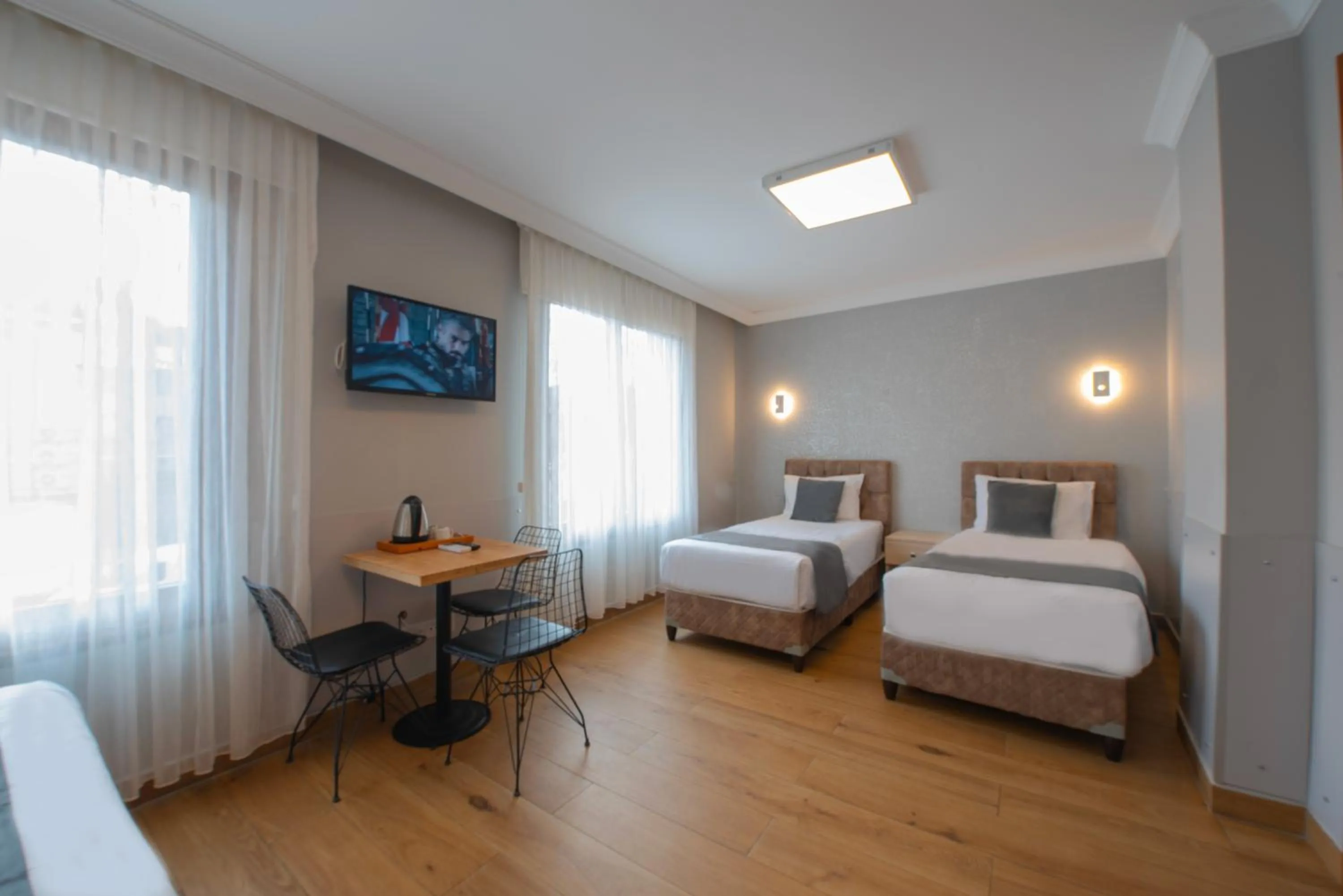 Photo of the whole room, Bed in Sur Hotel Sultanahmet