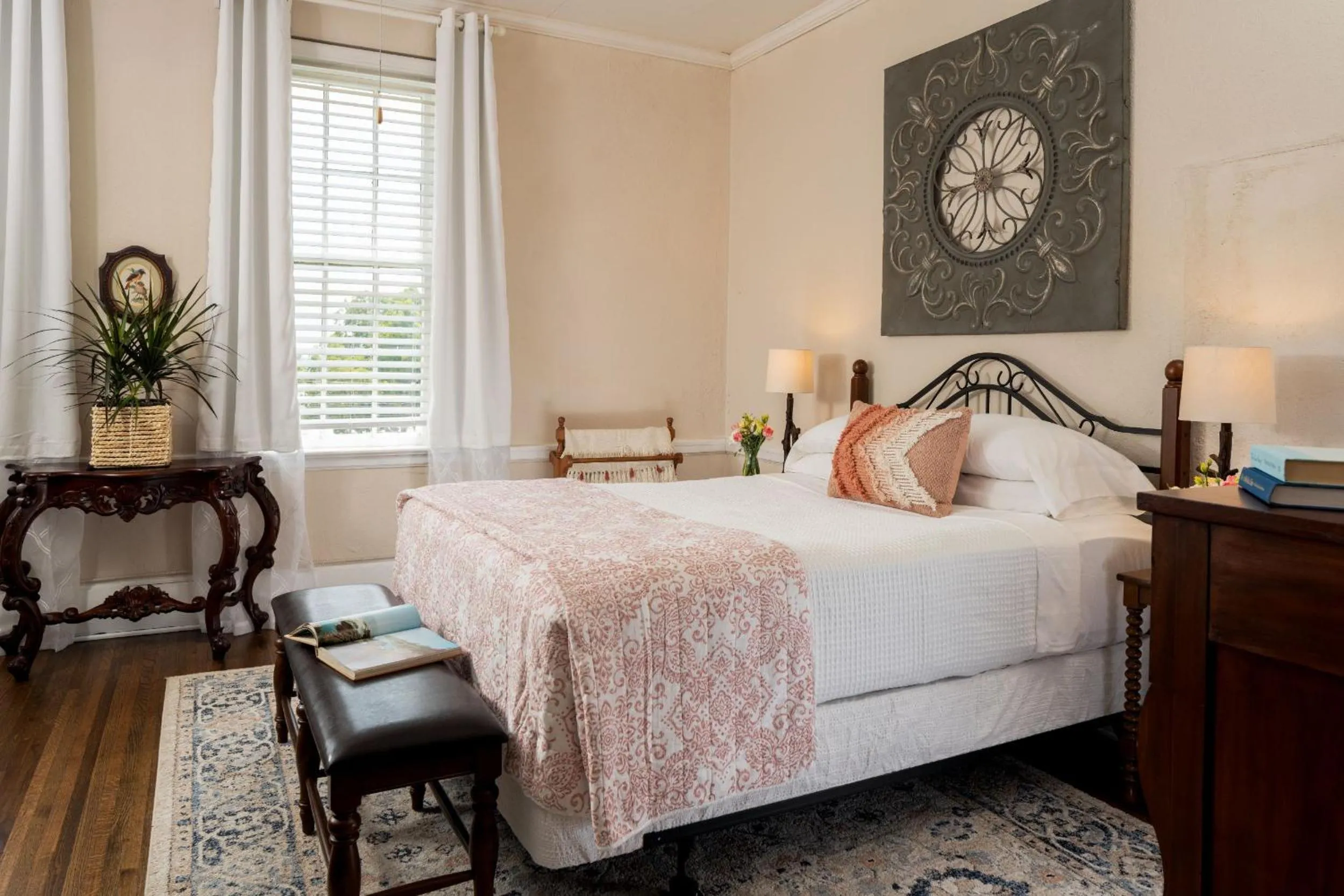 Bed in Magnolia Manor and Chapel