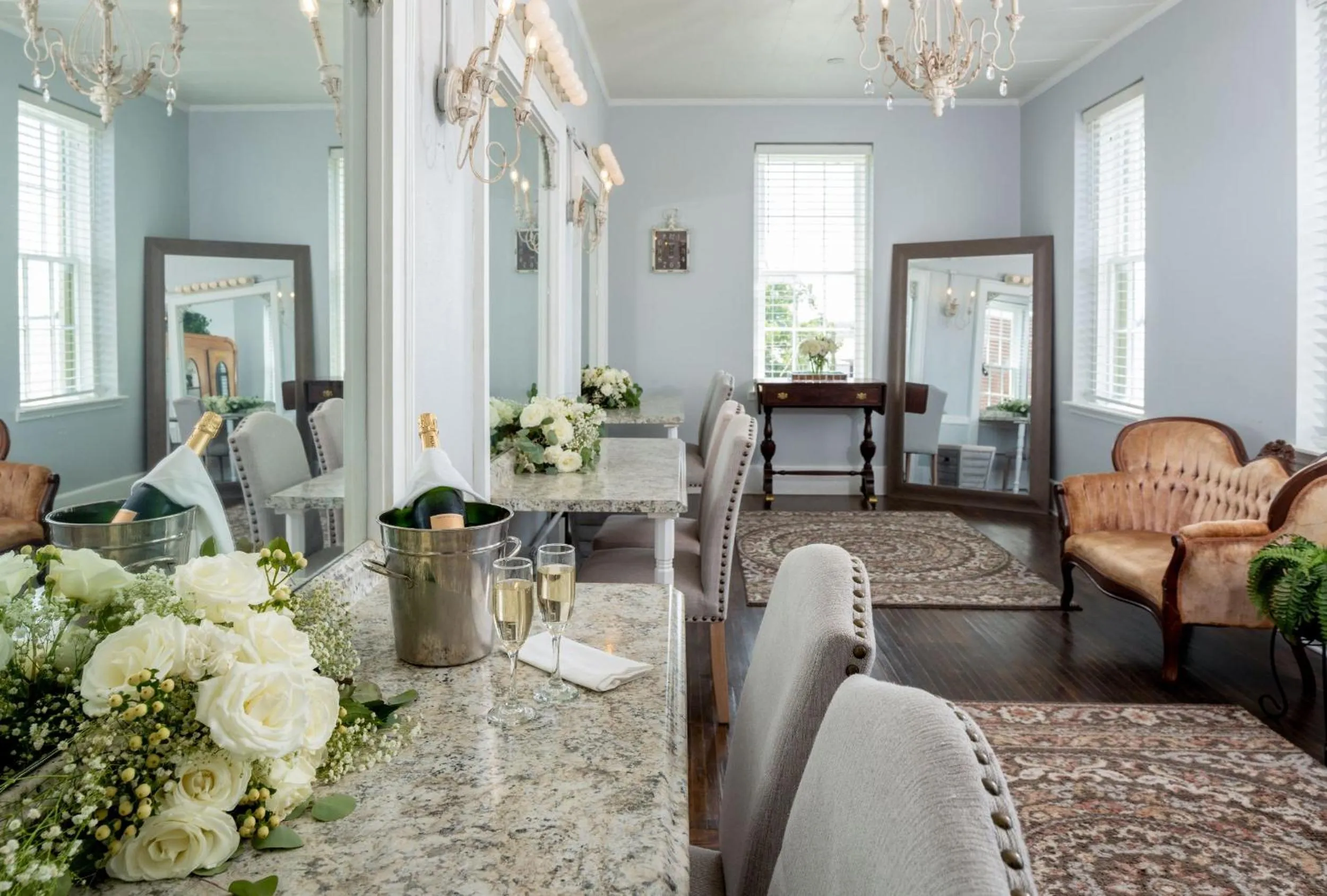 wedding in Magnolia Manor and Chapel