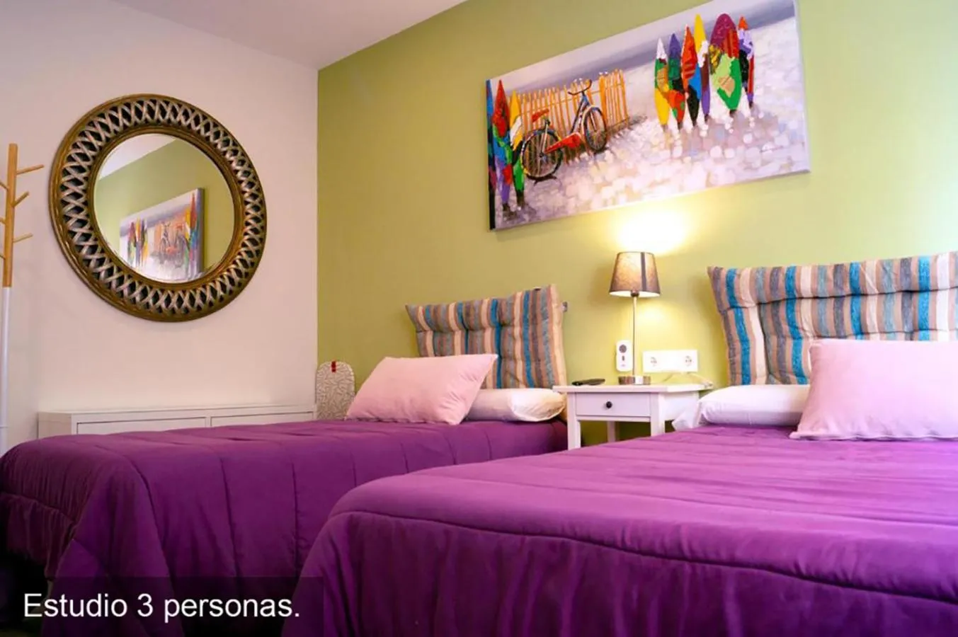 Bed in Chueca - Room Apartments