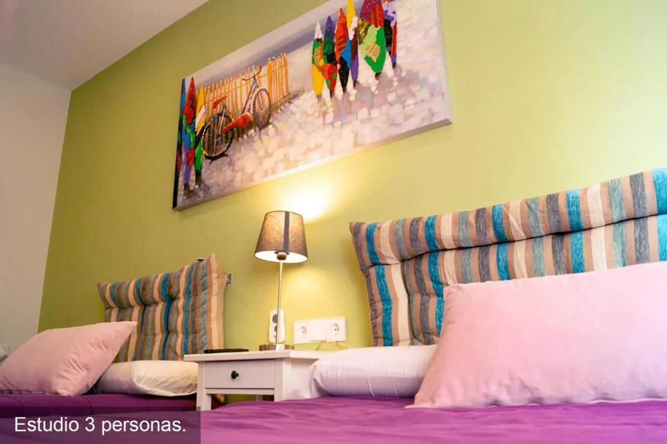 Bed in Chueca - Room Apartments
