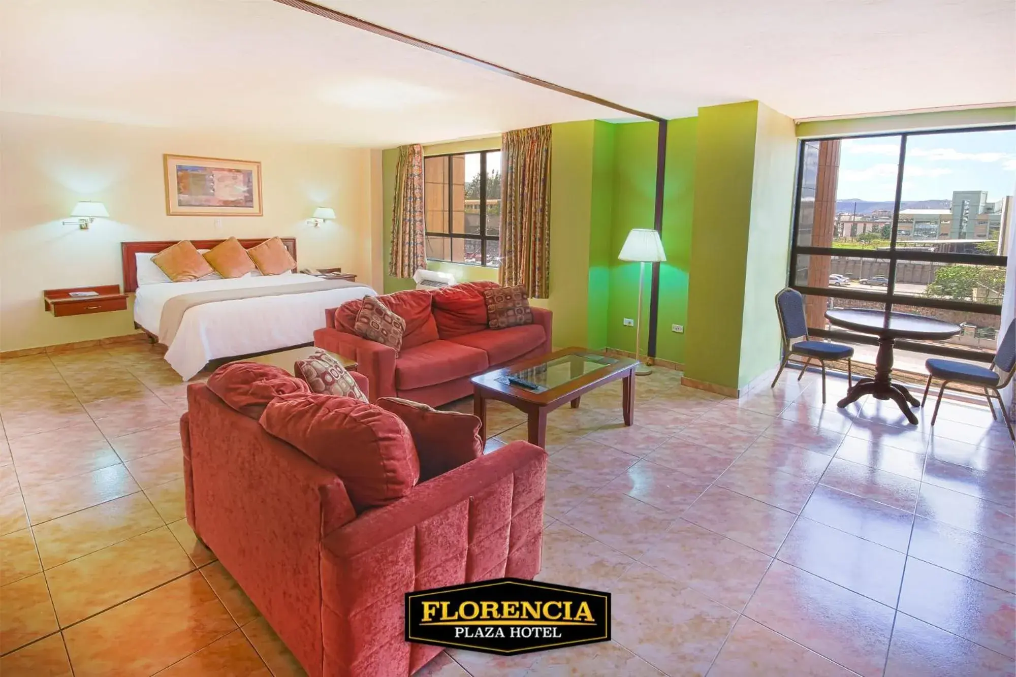 Superior Suite in FLORENCIA PLAZA HOTEL Superior Suite in FLORENCIA PLAZA HOTEL