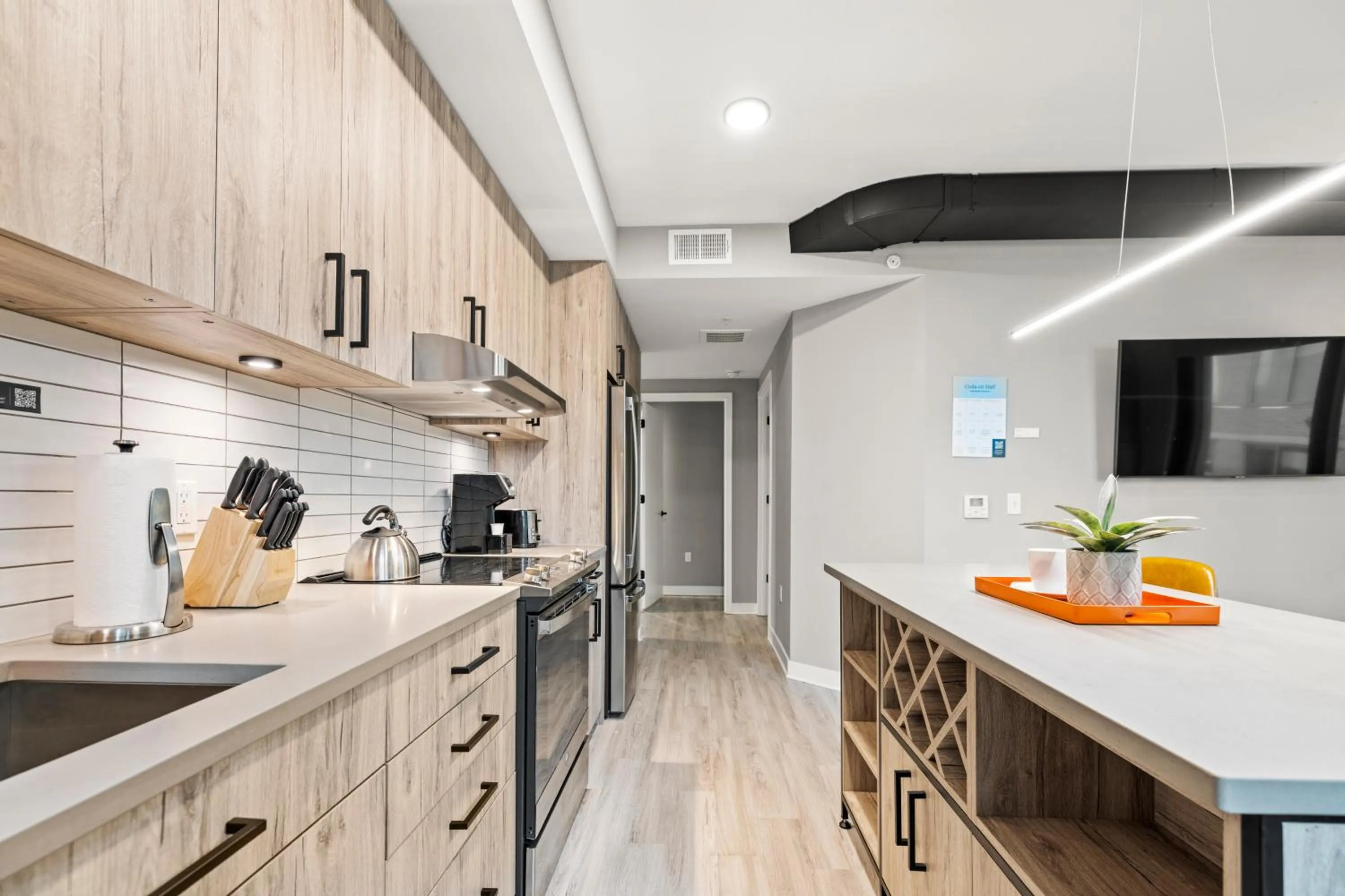 Kitchen or kitchenette in Coda on Half, a Placemakr Experience - Navy Yard