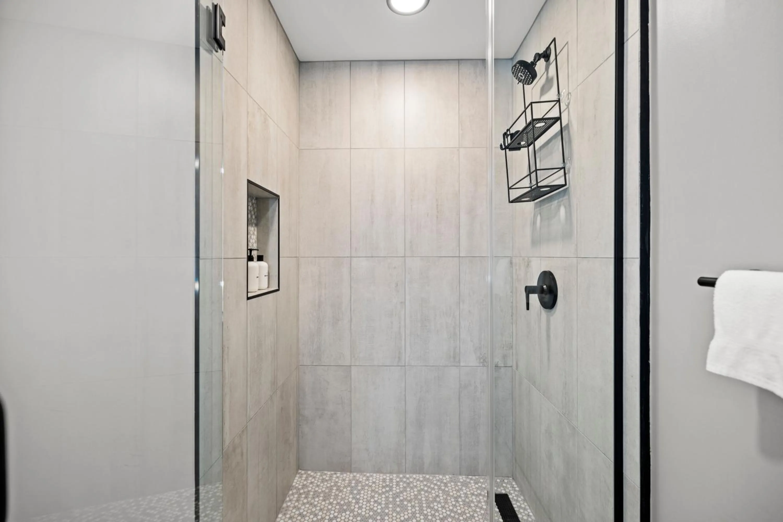 Shower in Coda on Half, a Placemakr Experience - Navy Yard