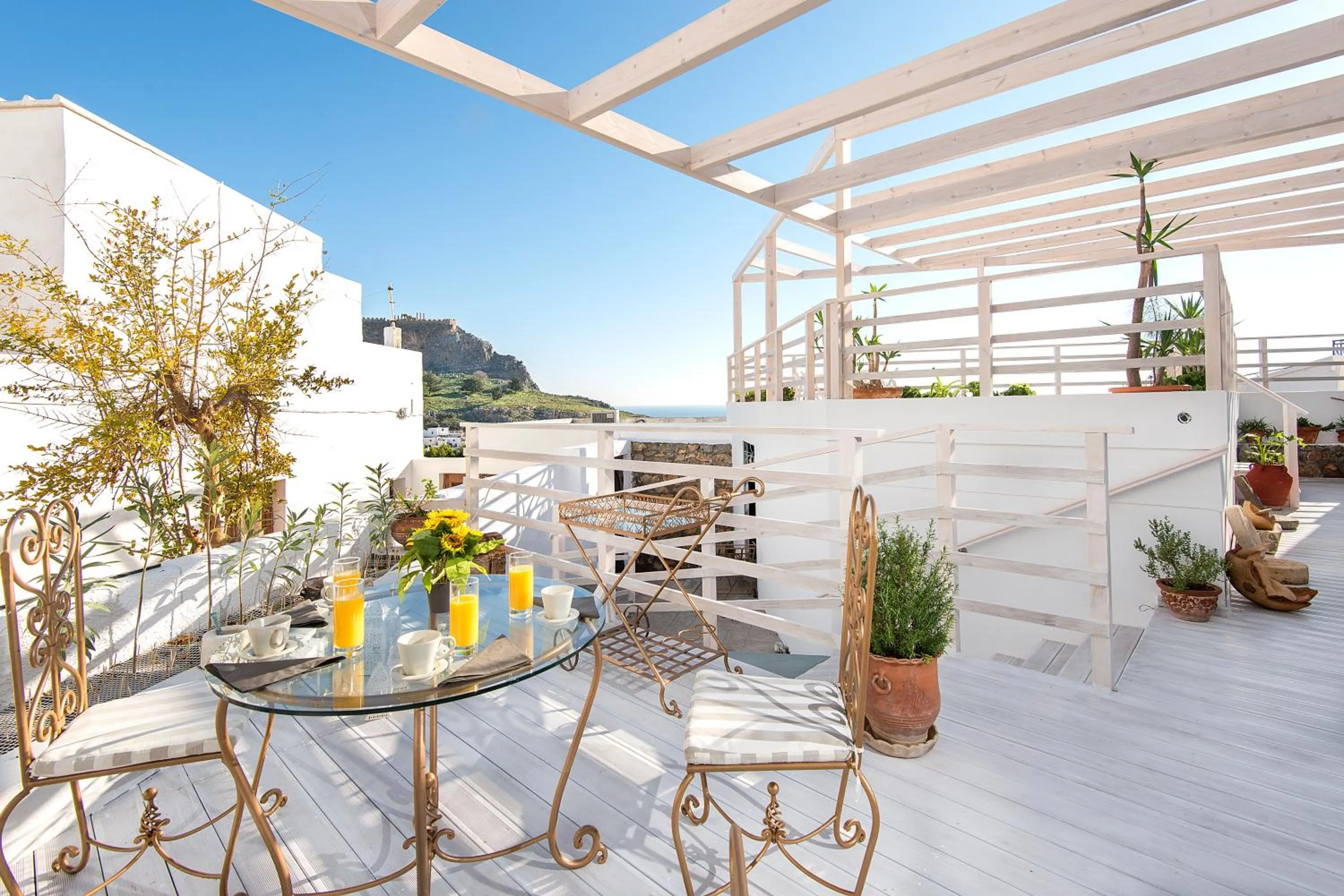 Restaurant/places to eat in Lindos Harmony Suites