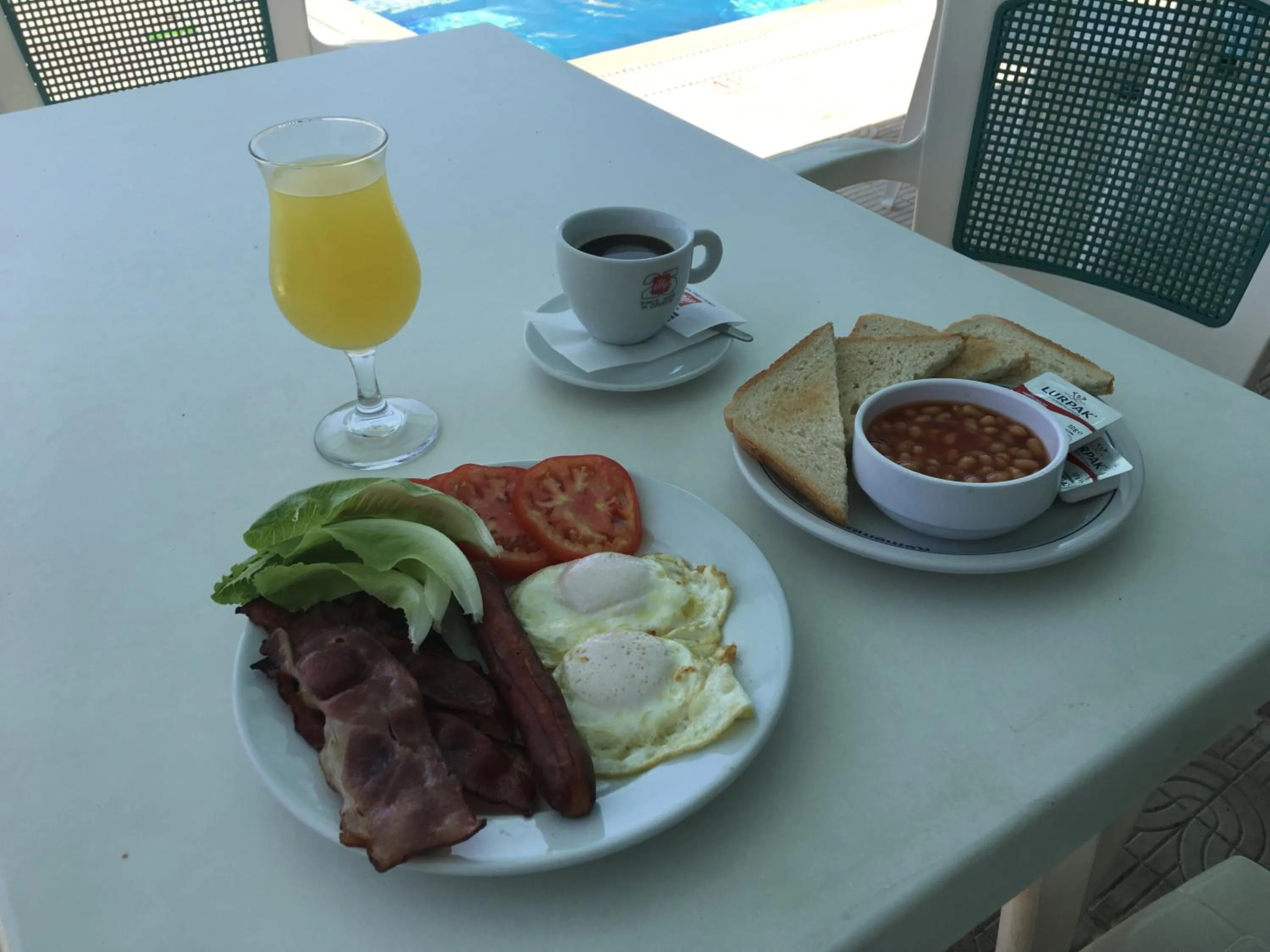 English/Irish breakfast in Golden Sun
