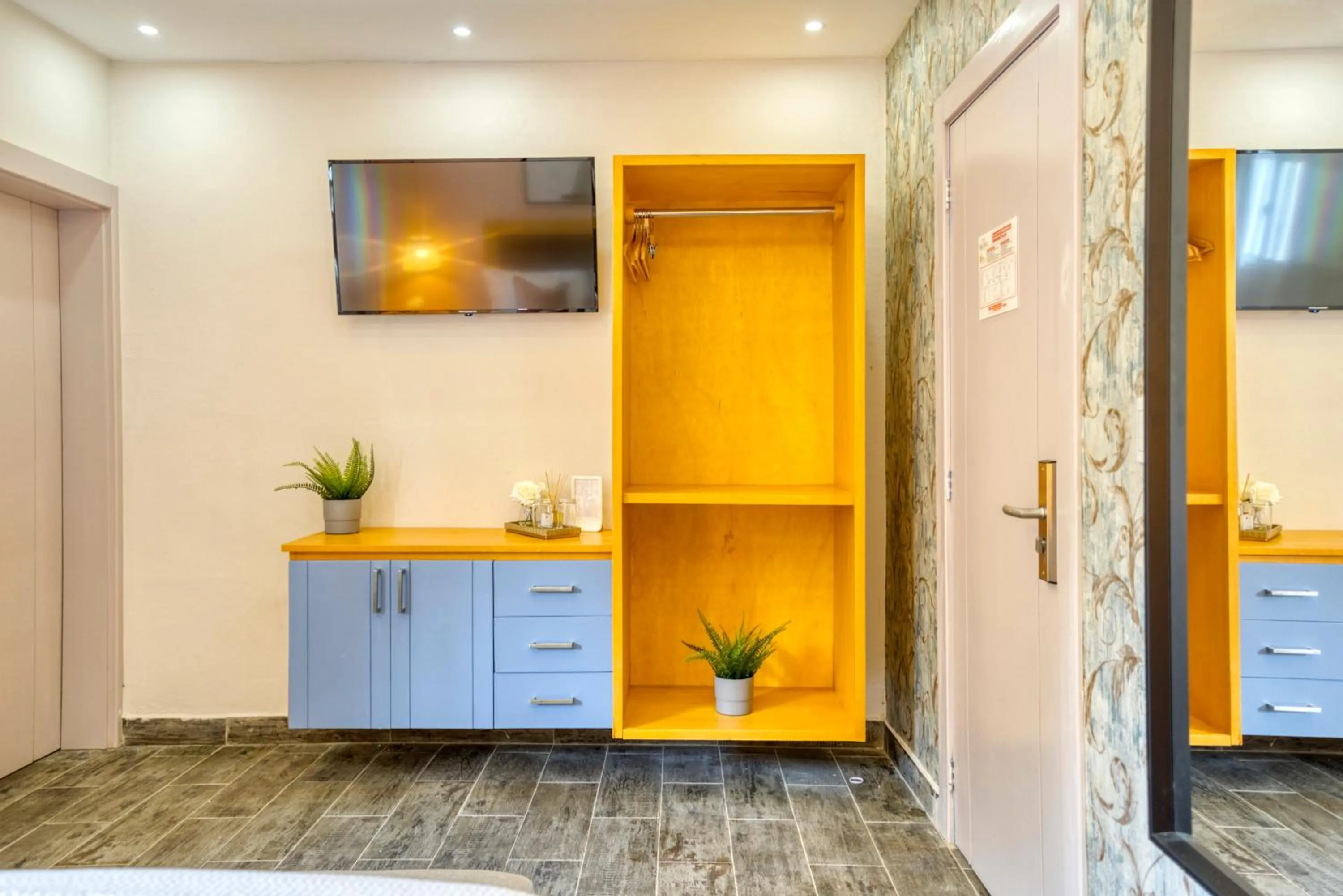 Decorative detail in Melina Hotel