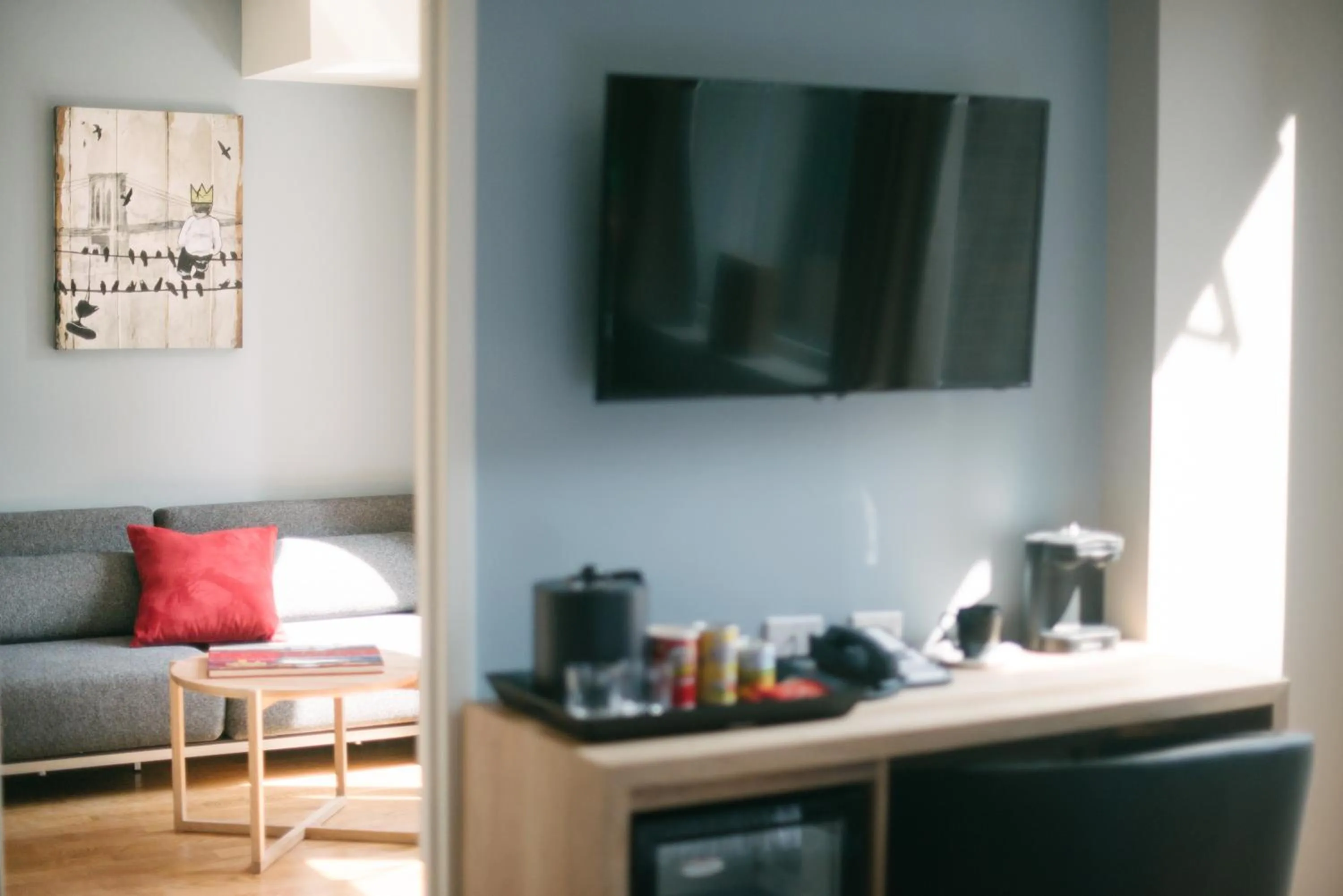 TV and multimedia in Hotel 32 32