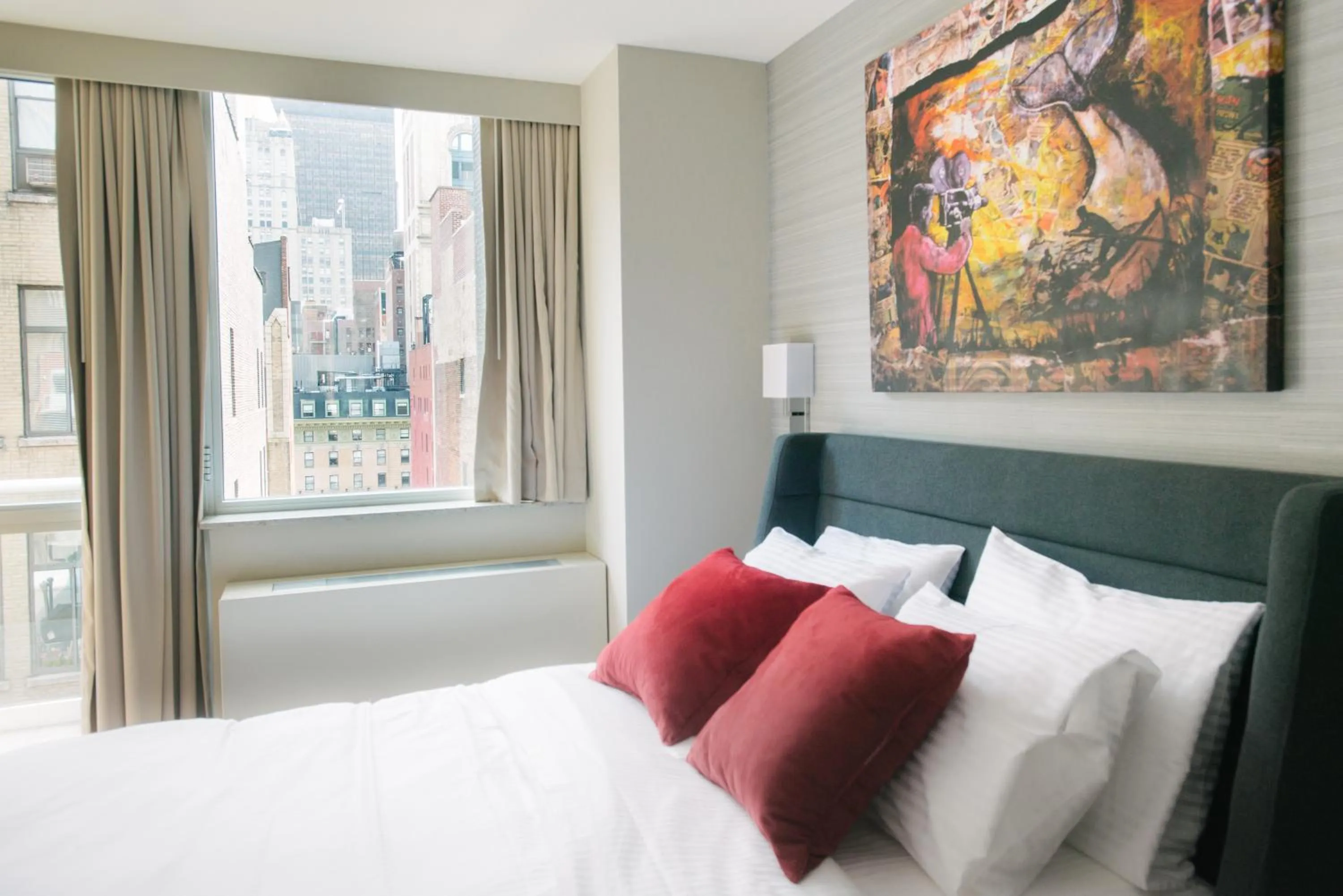 Bedroom, Bed in Hotel 32 32