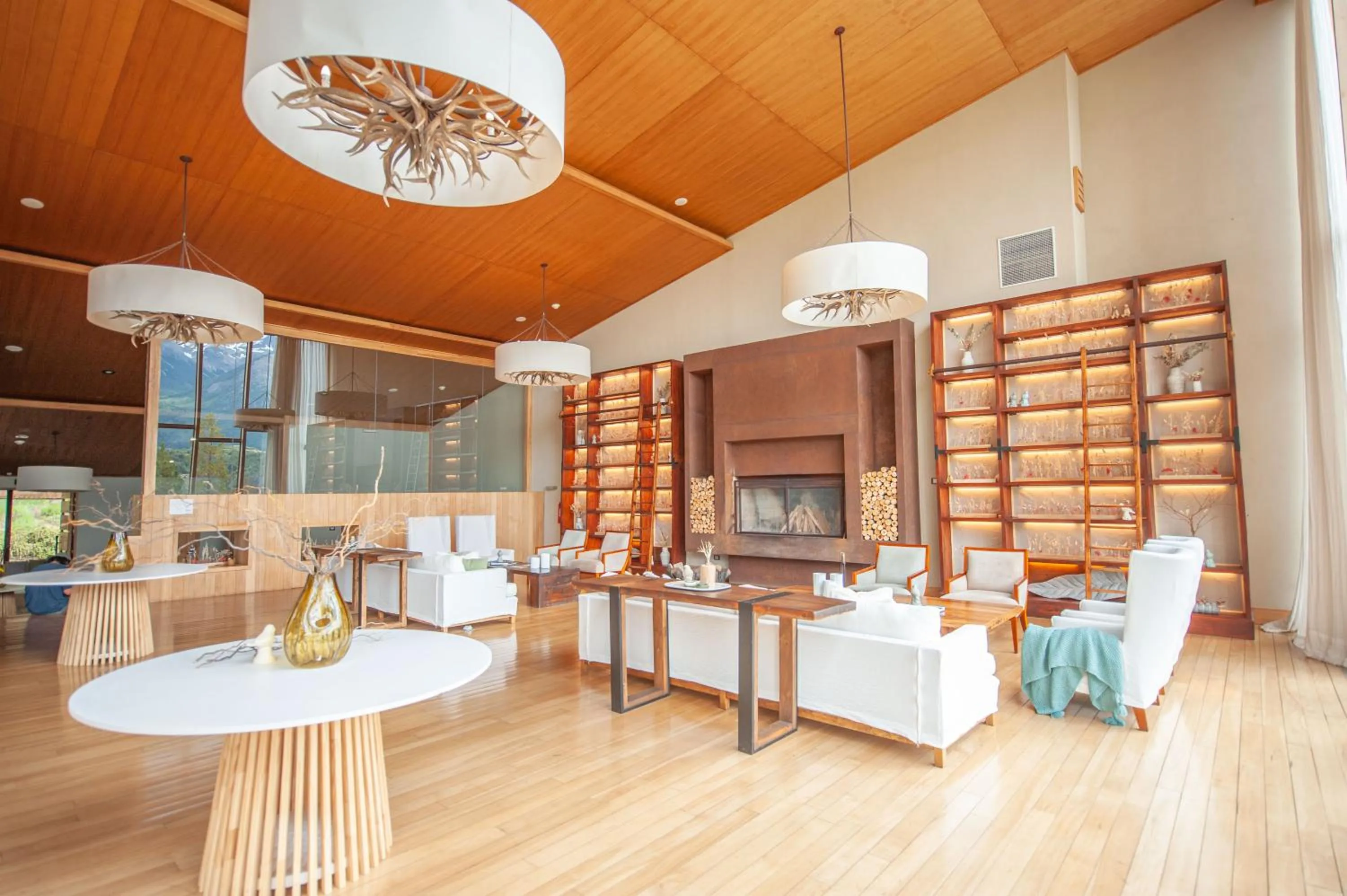 Living room in Uman Lodge Patagonia Chile