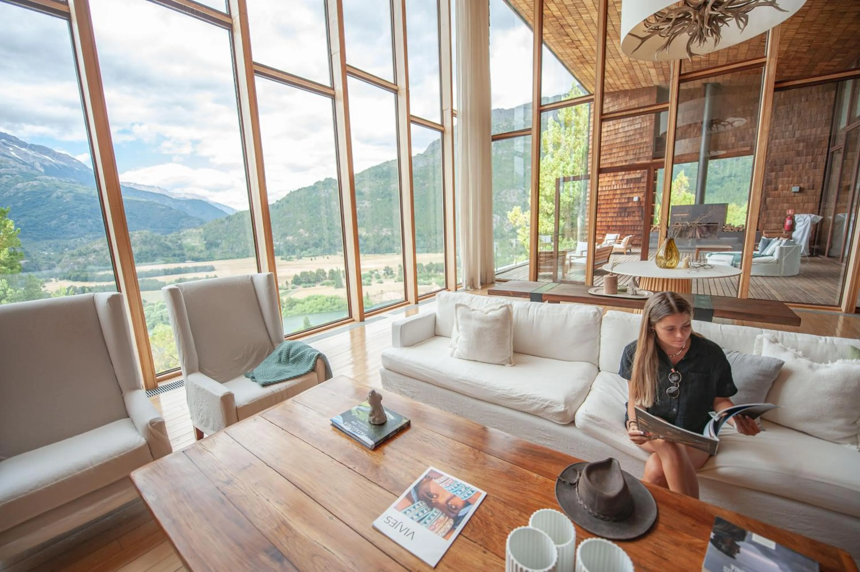 Living room in Uman Lodge Patagonia Chile
