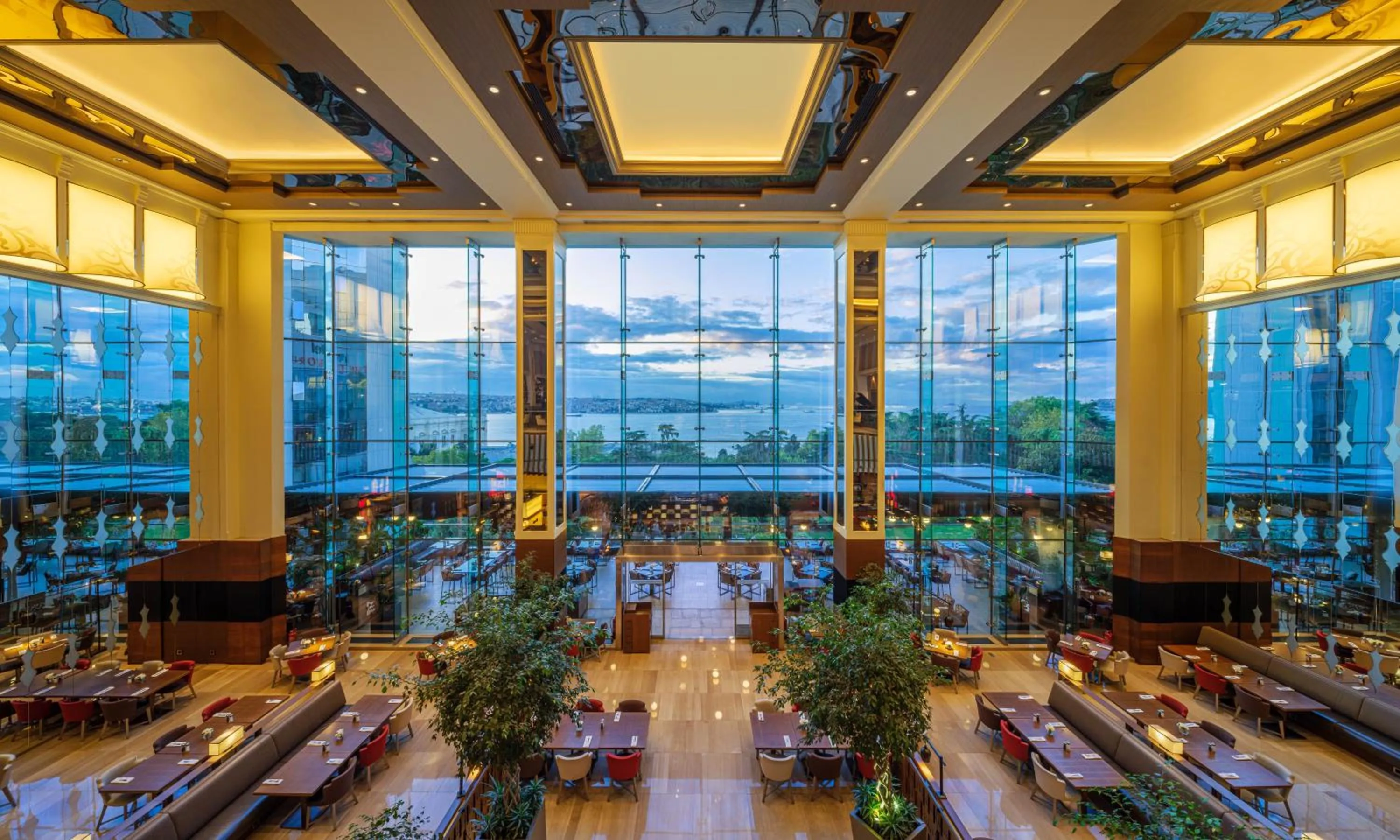 Restaurant/places to eat in Swissotel The Bosphorus Istanbul