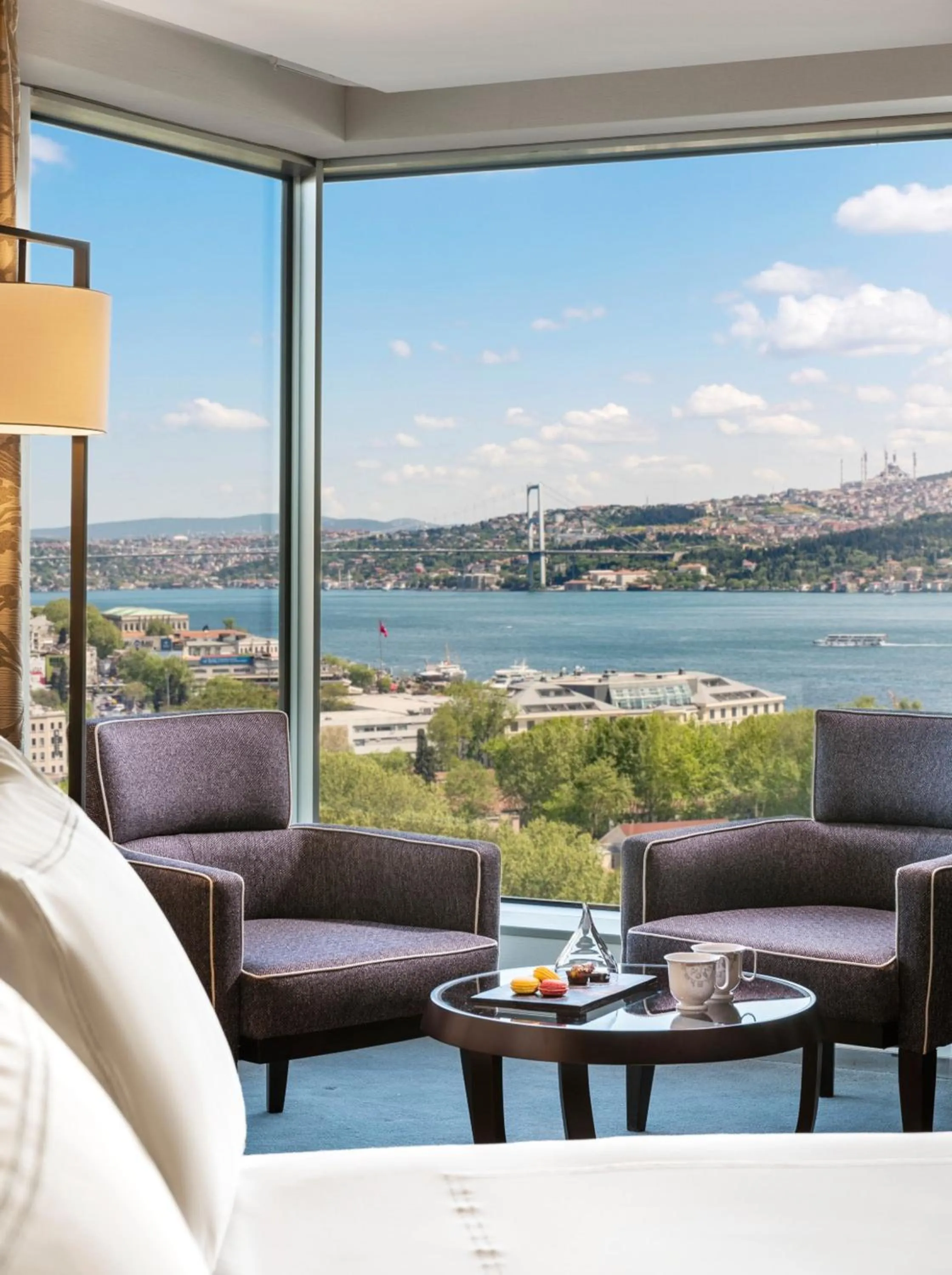 Photo of the whole room in Swissotel The Bosphorus Istanbul