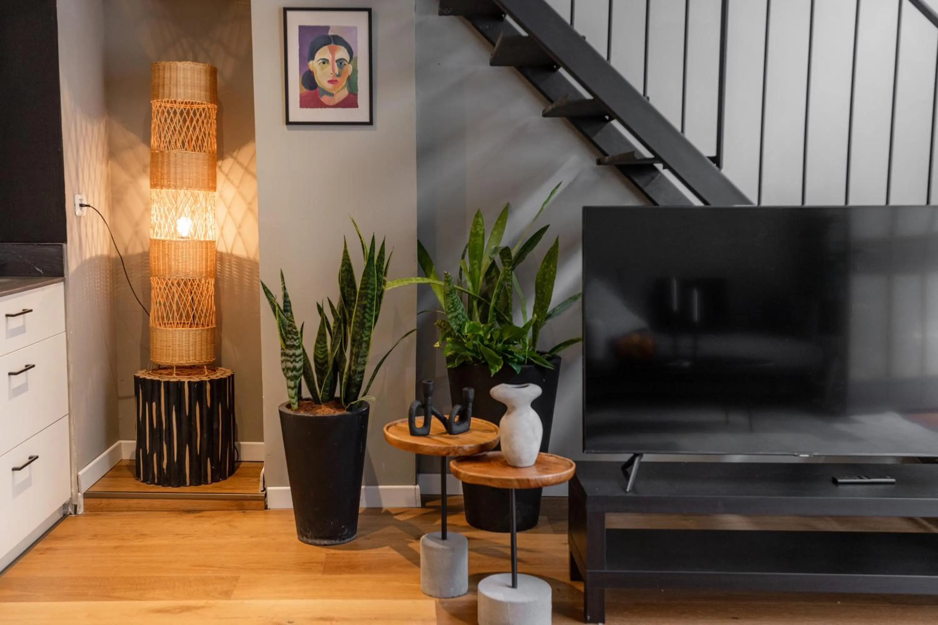 TV and multimedia in DeBlox living - Alhambra Apartments