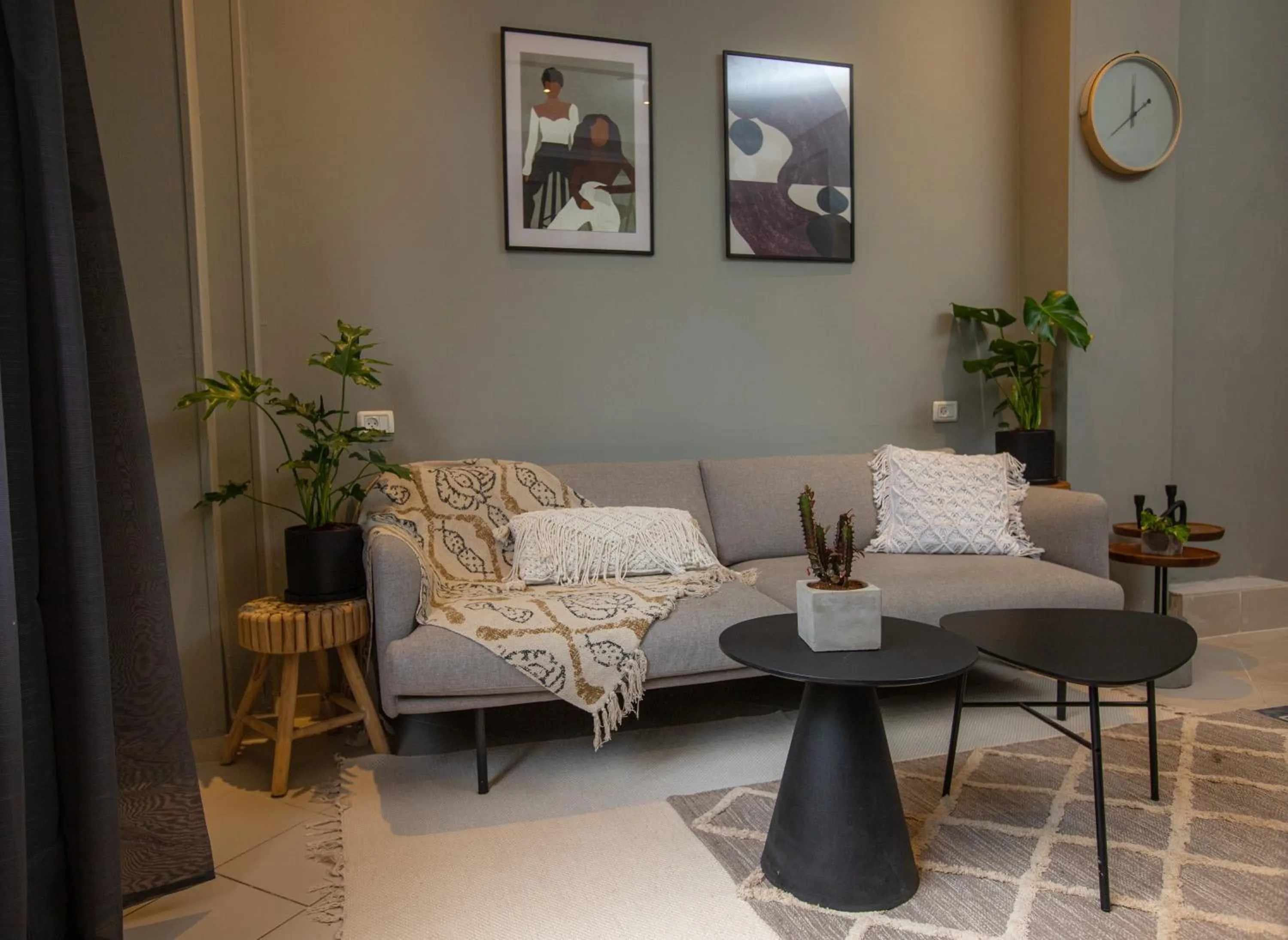 Living room in DeBlox living - Alhambra Apartments