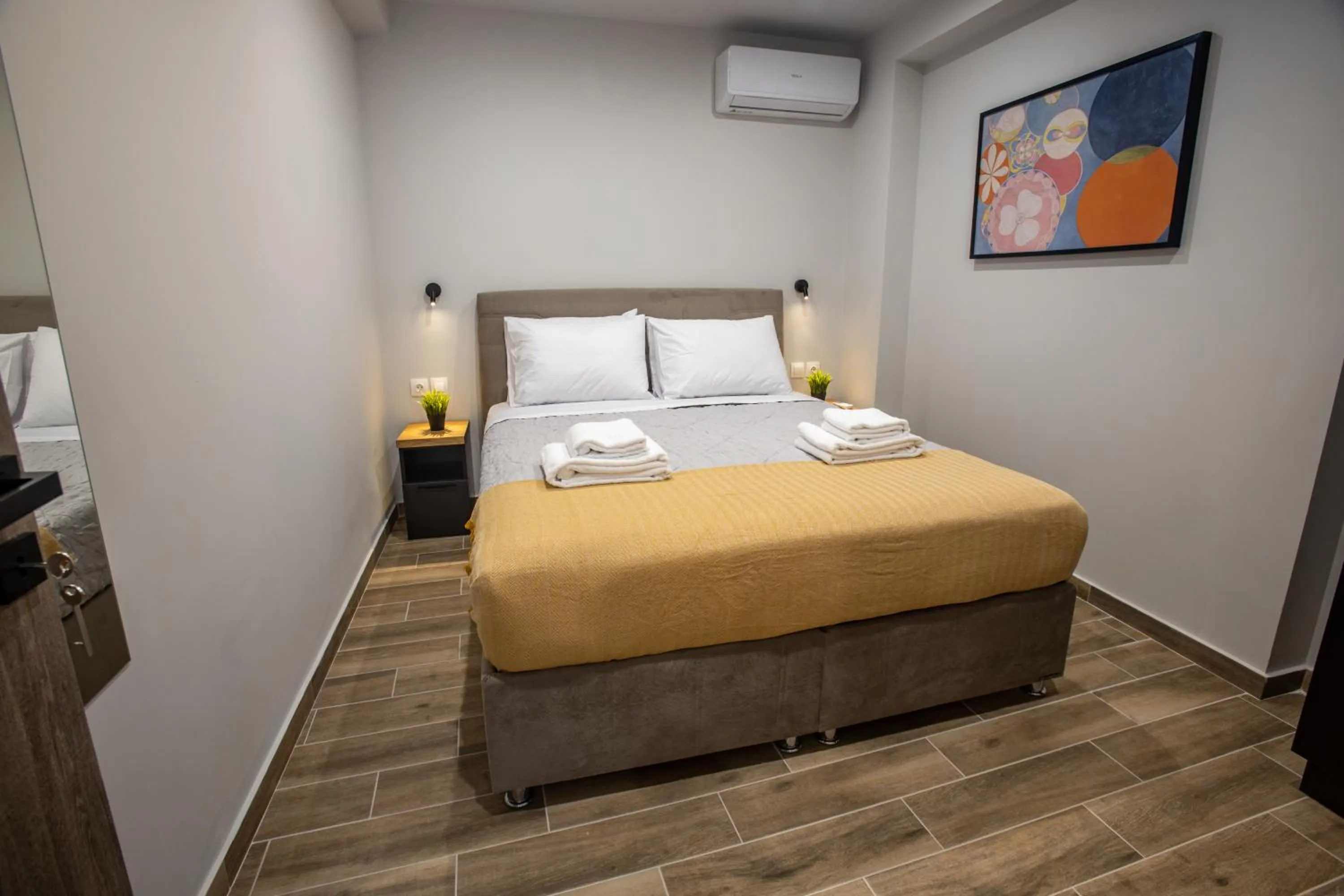 Bedroom, Bed in Raise Averof Serviced Apartments