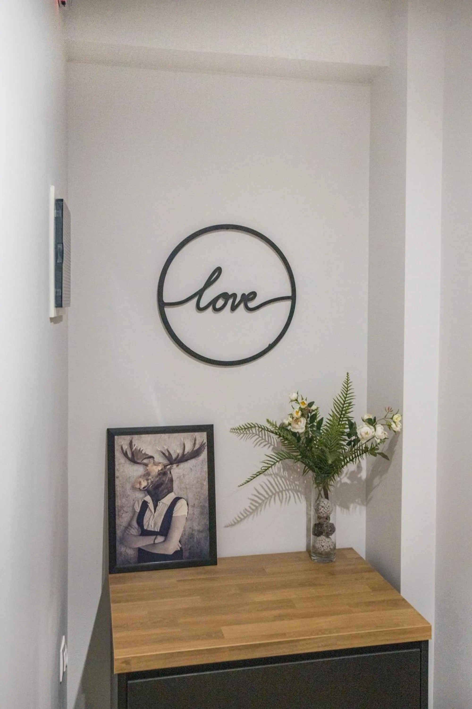 Decorative detail in Raise Averof Serviced Apartments