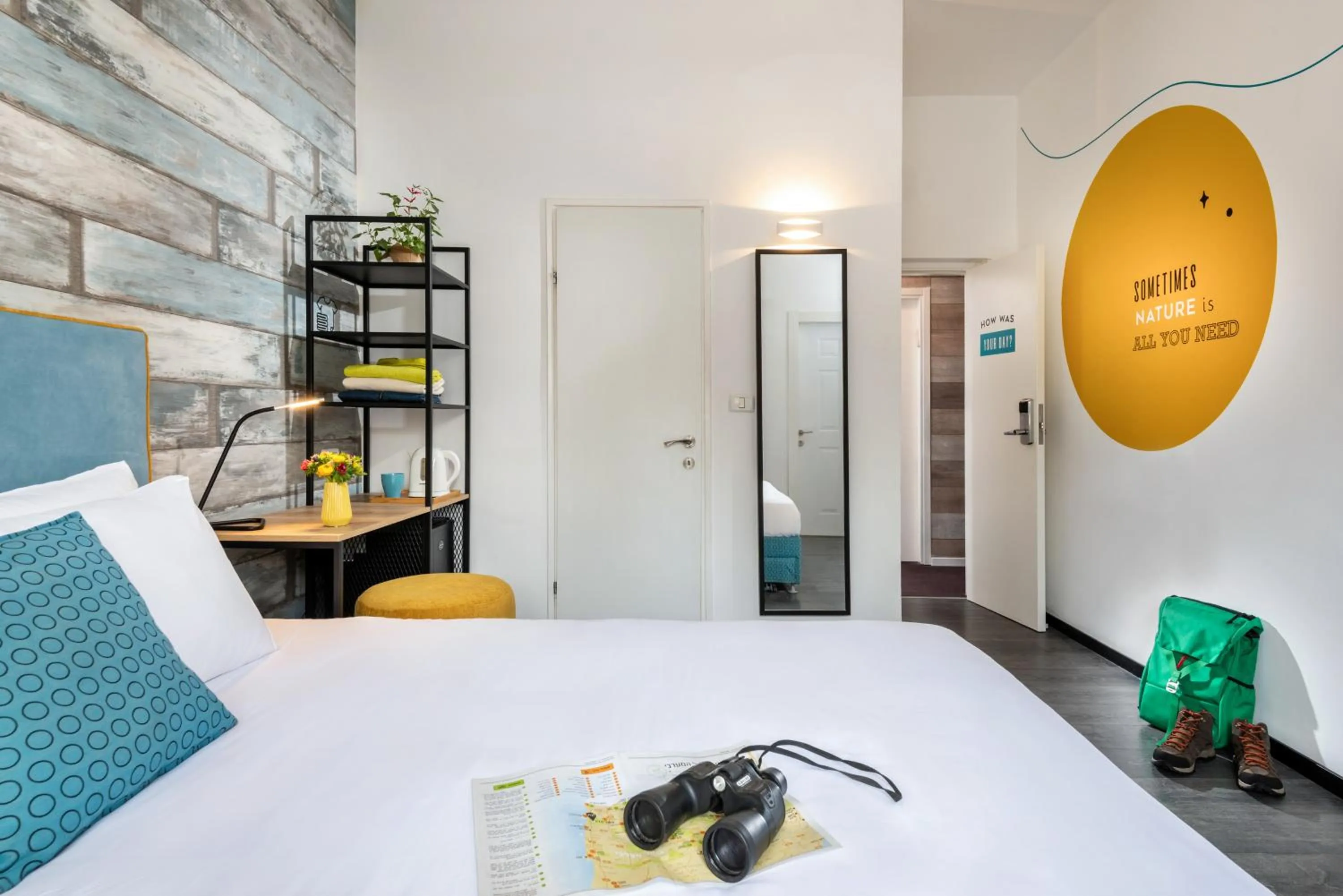 Photo of the whole room, Bed in Metulla Travel Hotel