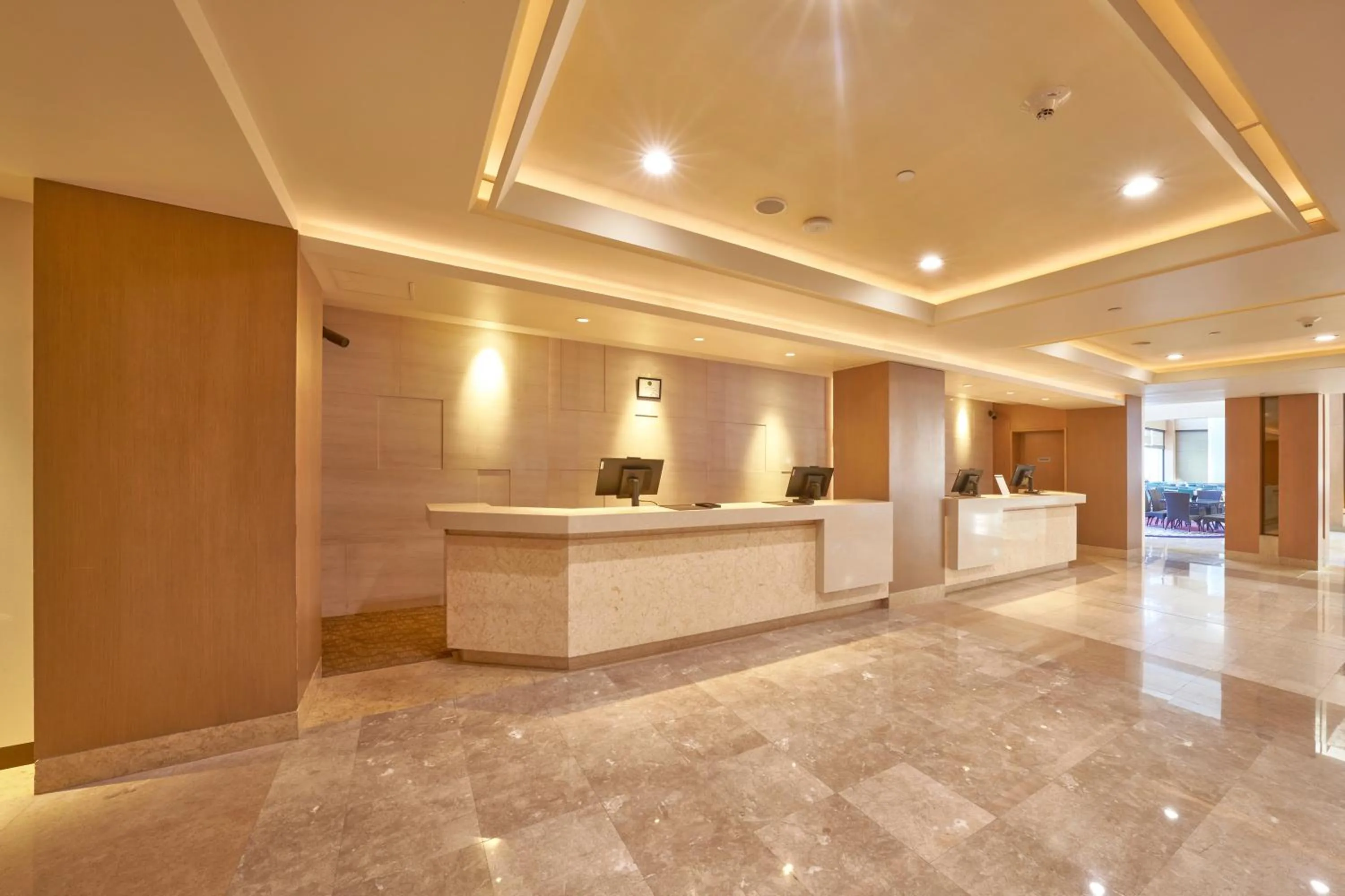 Lobby or reception in Lotte Hotel Guam