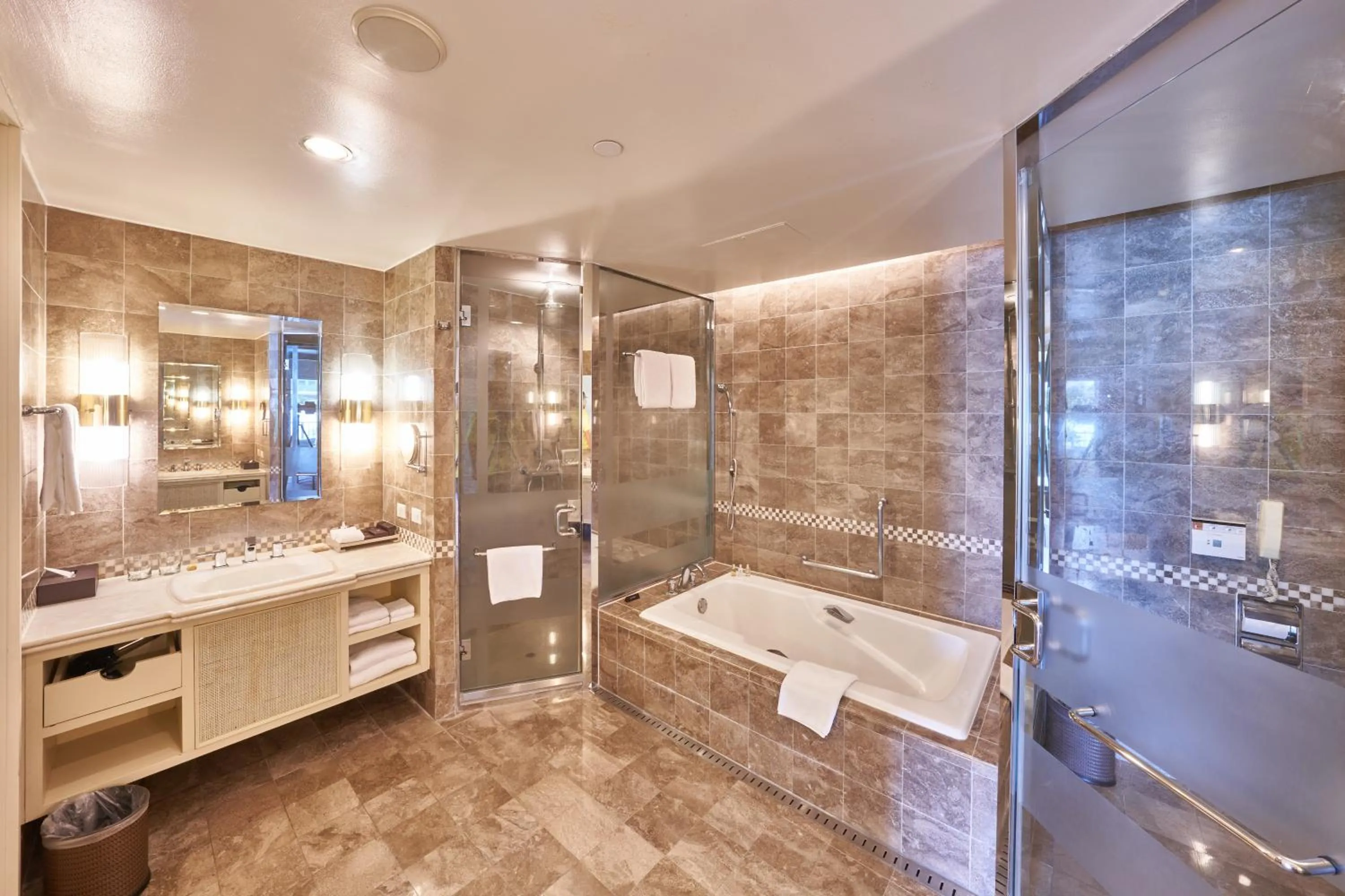 Bathroom in Lotte Hotel Guam