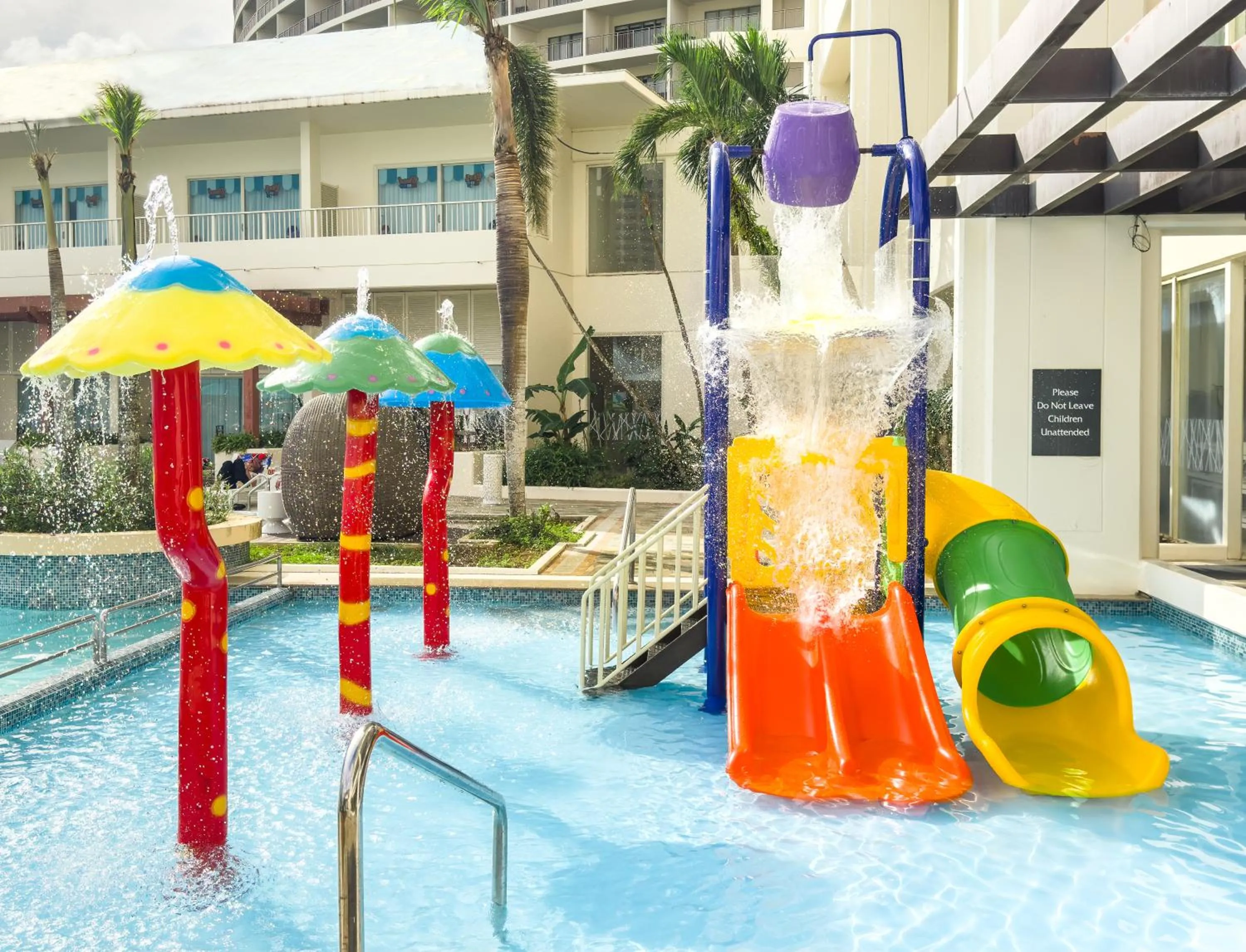 Swimming pool in Lotte Hotel Guam
