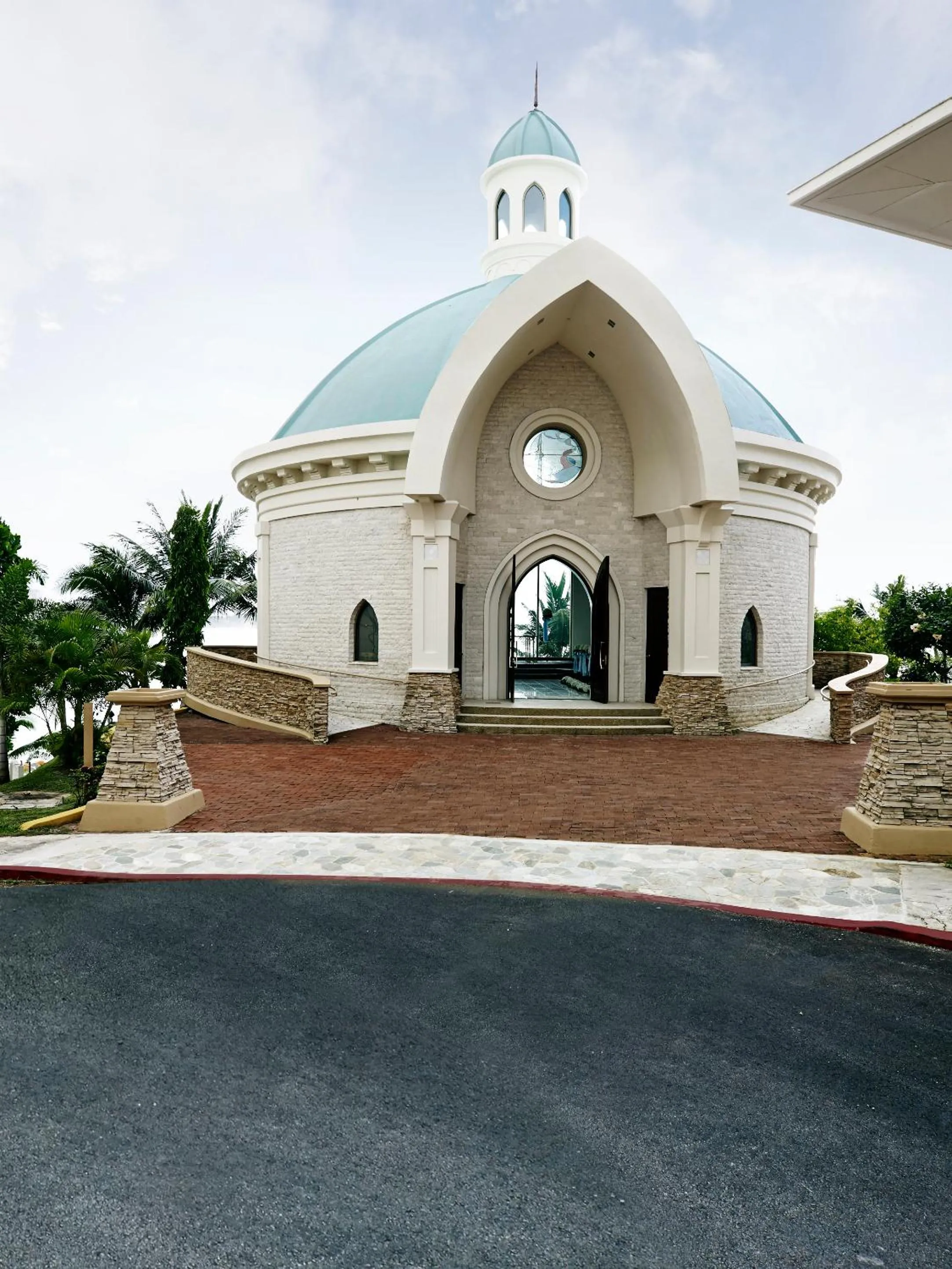 Property building in Lotte Hotel Guam