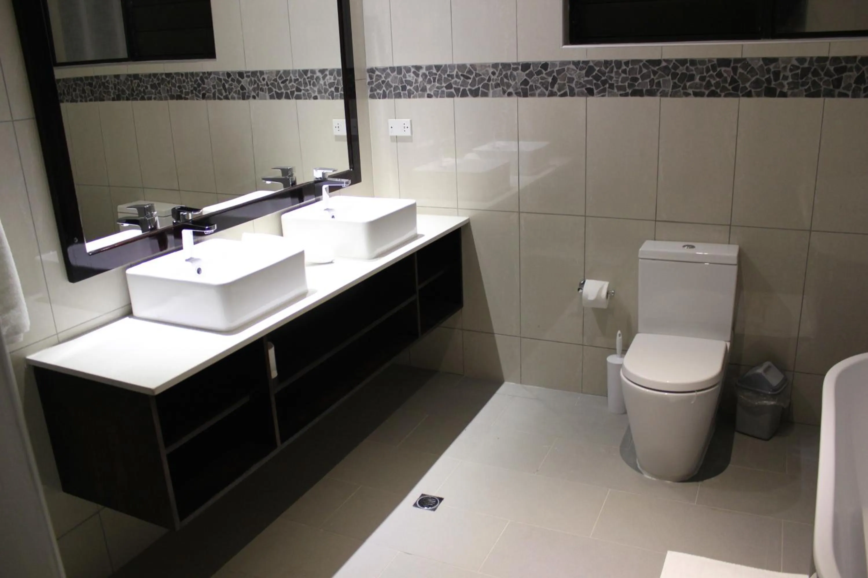 Bathroom in Sapphire Bay Fiji