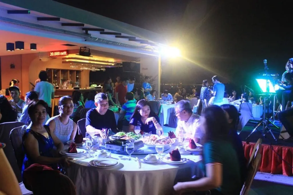 Restaurant/places to eat in Biz Hotel Batam