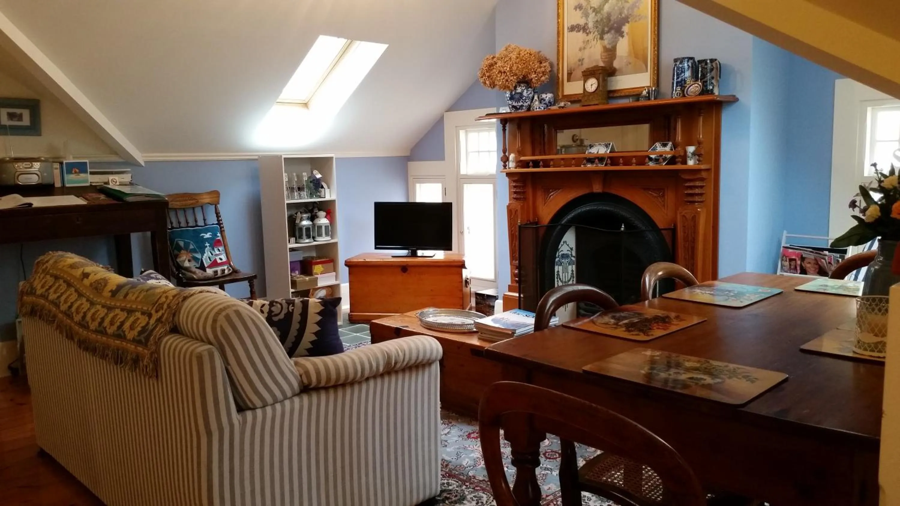 Living room in Water Bay Villa Bed & Breakfast