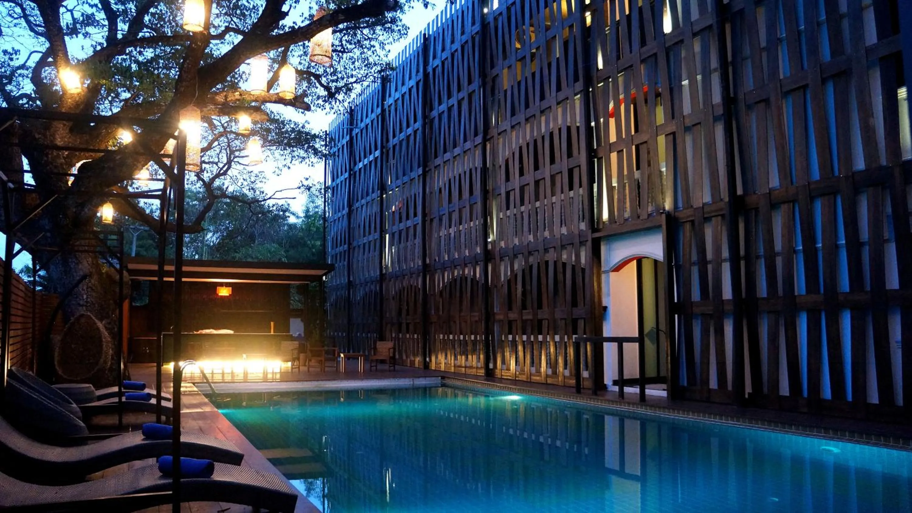 Swimming pool in Bamboori Boutique Resort