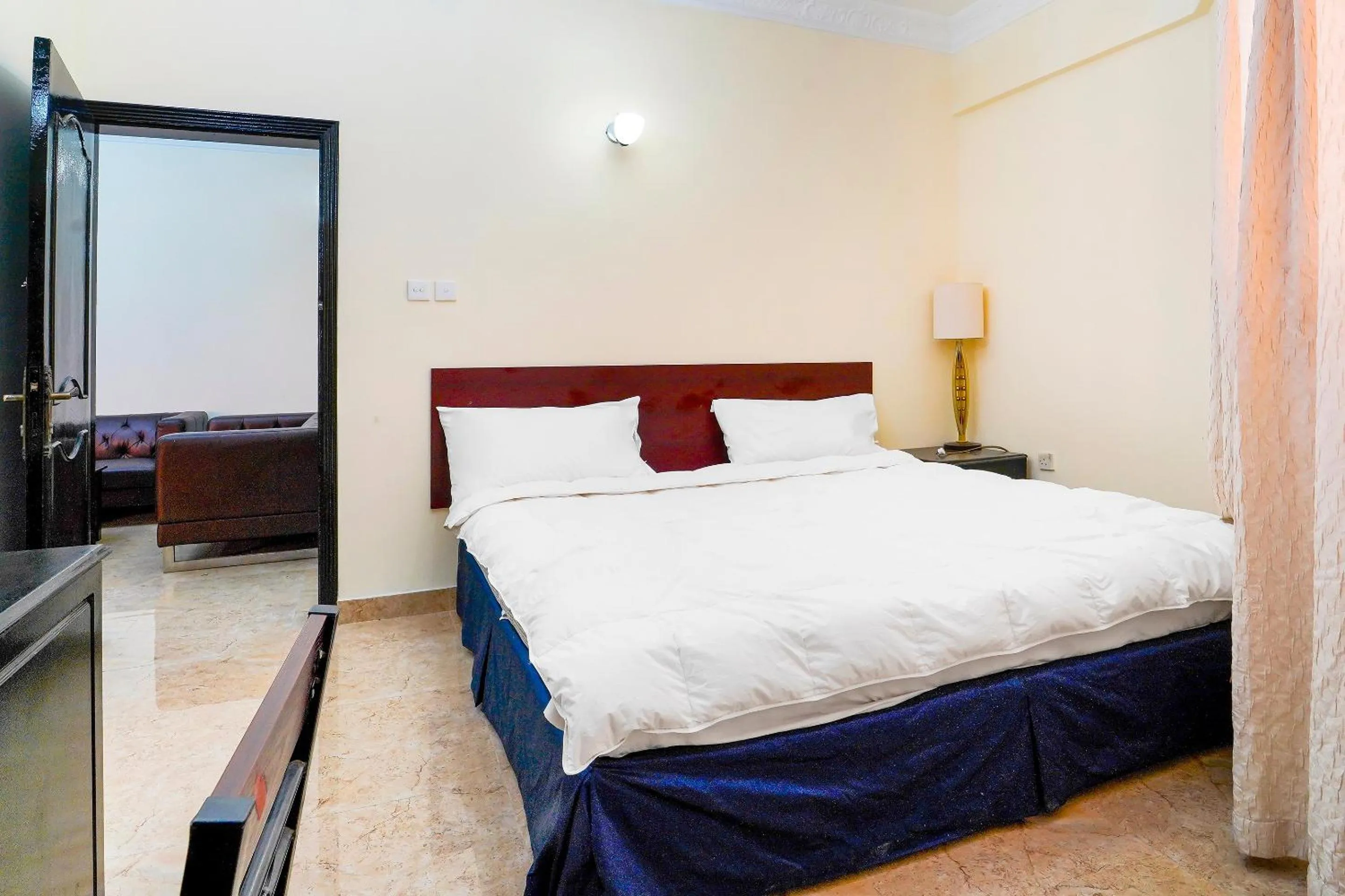 Bedroom, Bed in OYO 124 Al Salam Palace Hotel