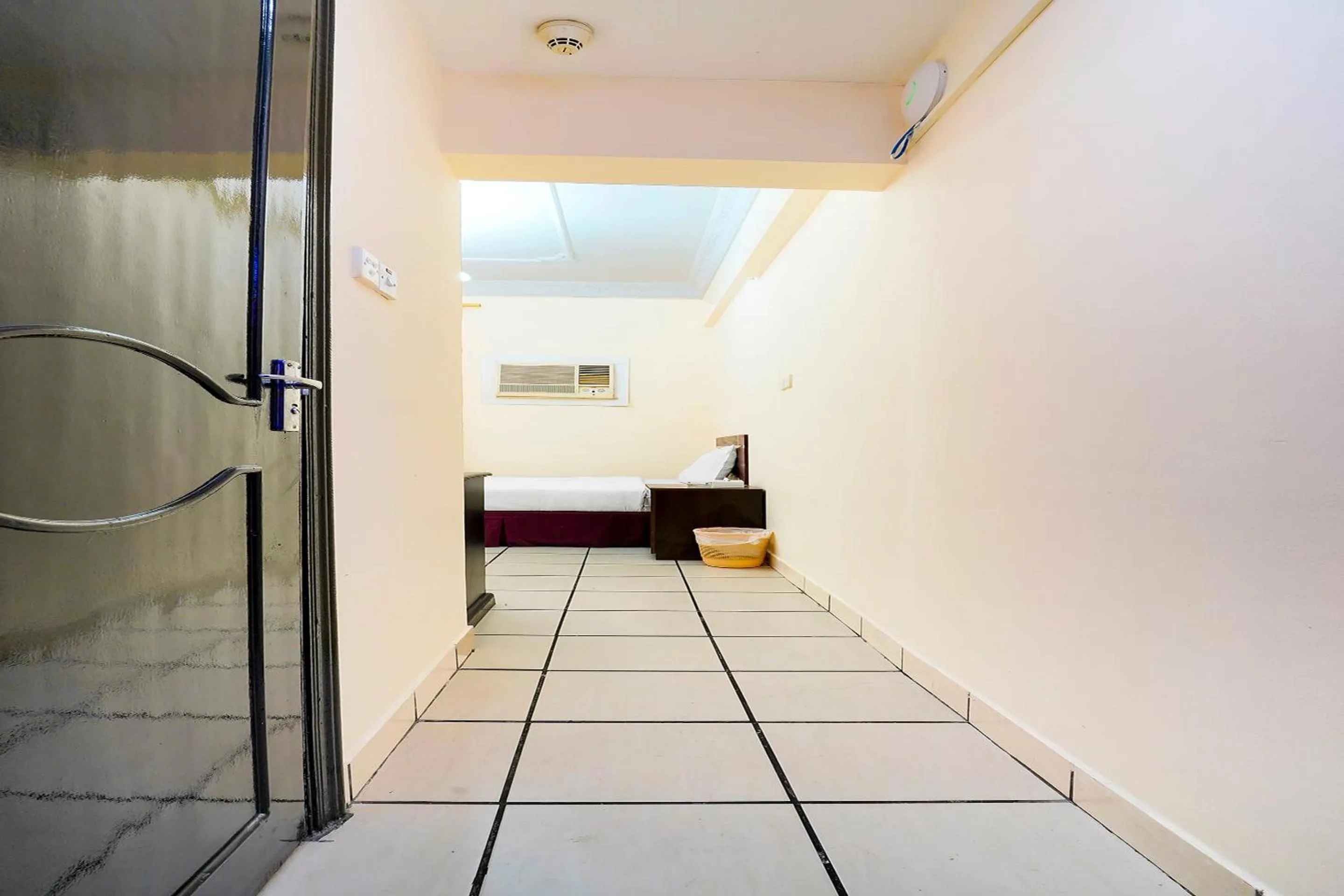 Bedroom, Bed in OYO 124 Al Salam Palace Hotel