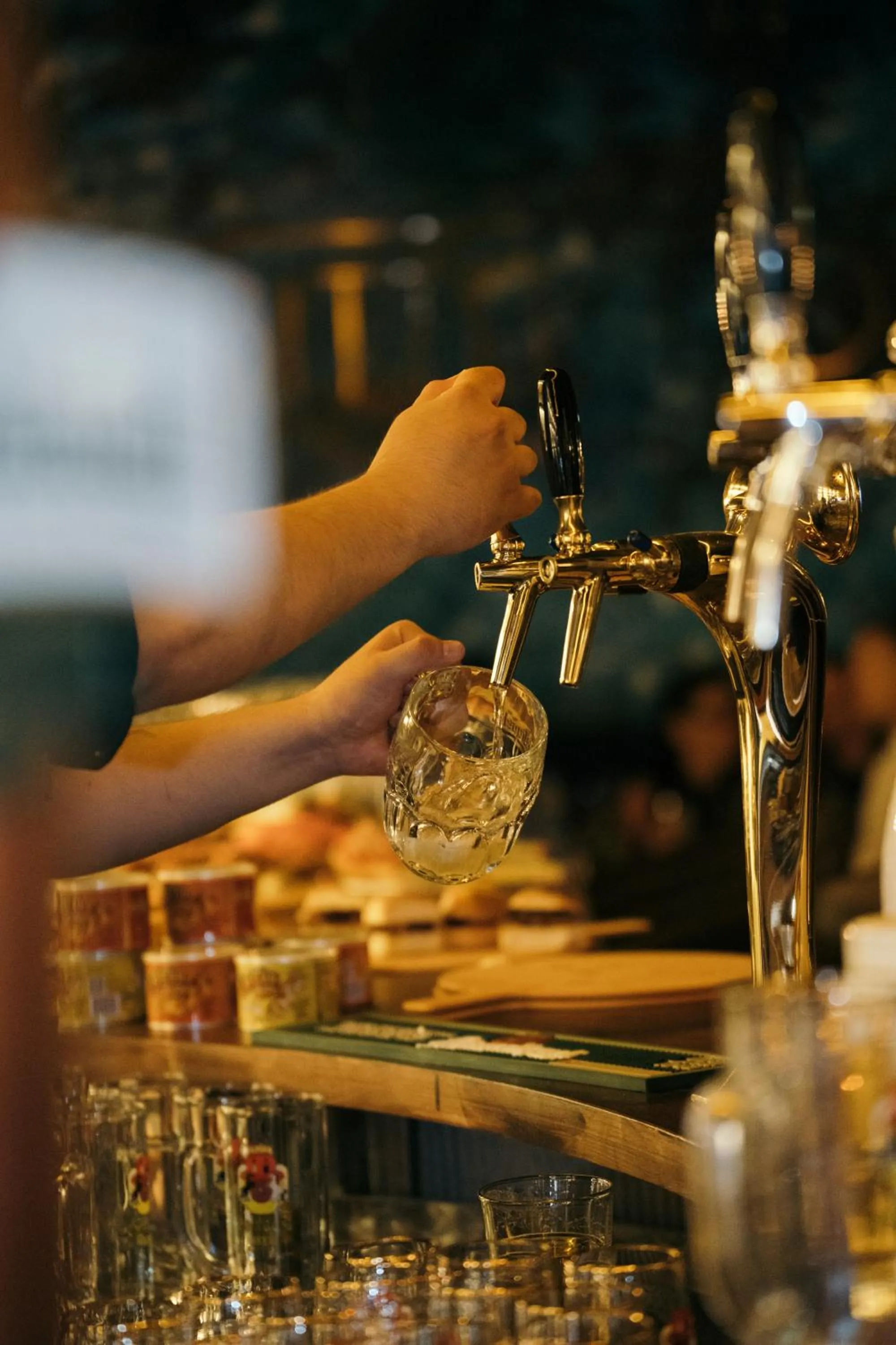 Lounge or bar in Chinggis Khaan Hotel