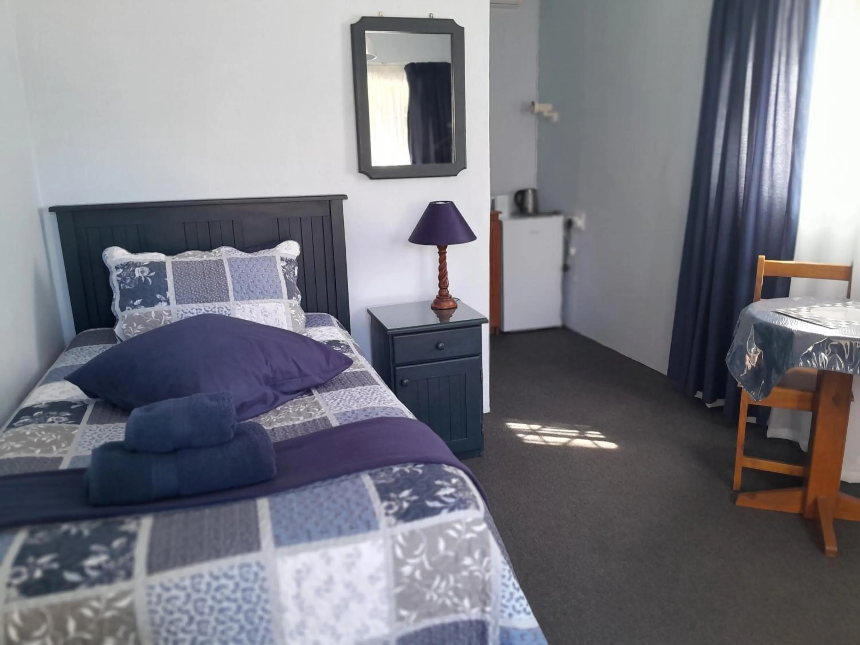 Bedroom, Bed in Obesa Lodge