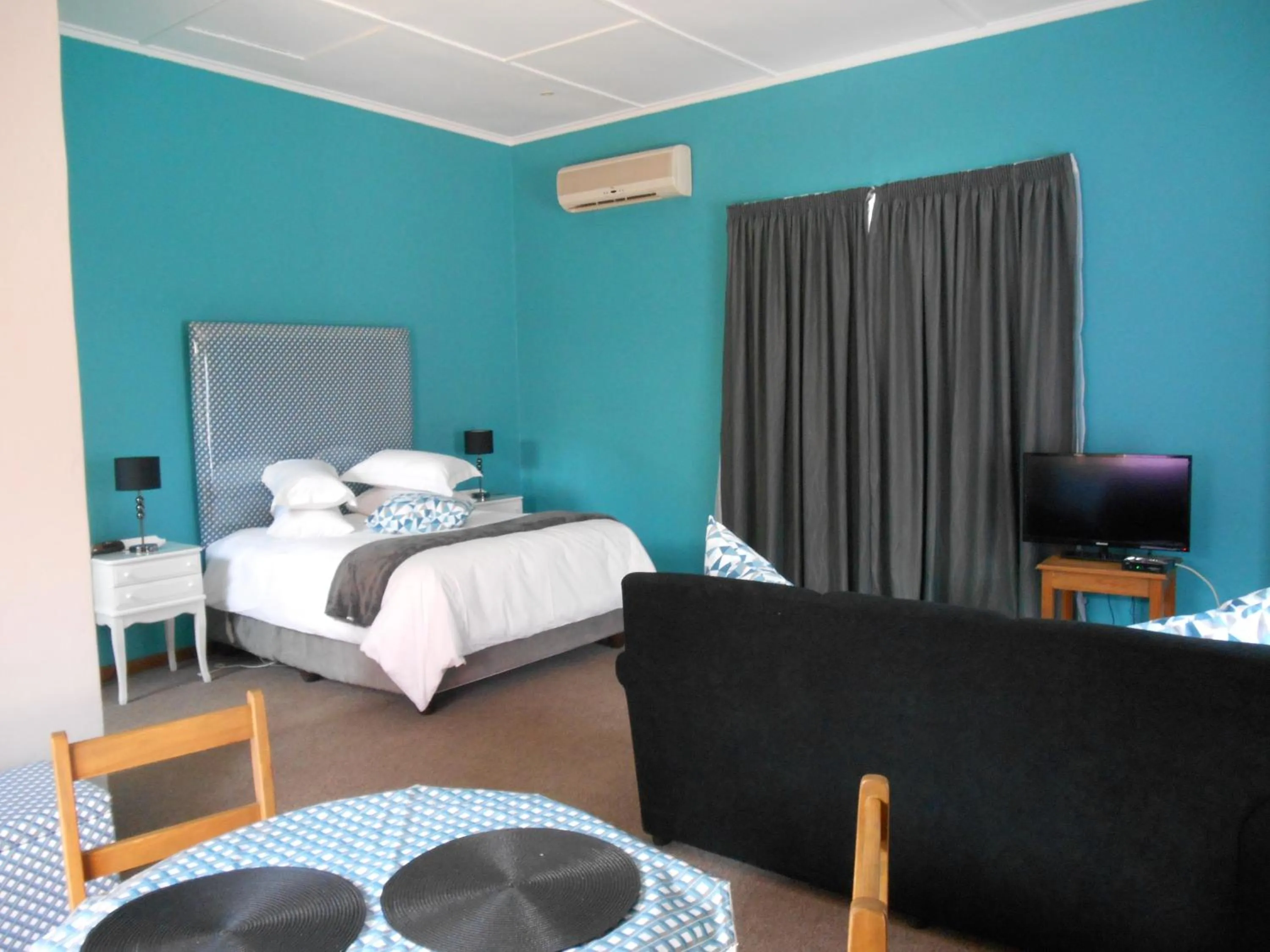 Bed in Obesa Lodge