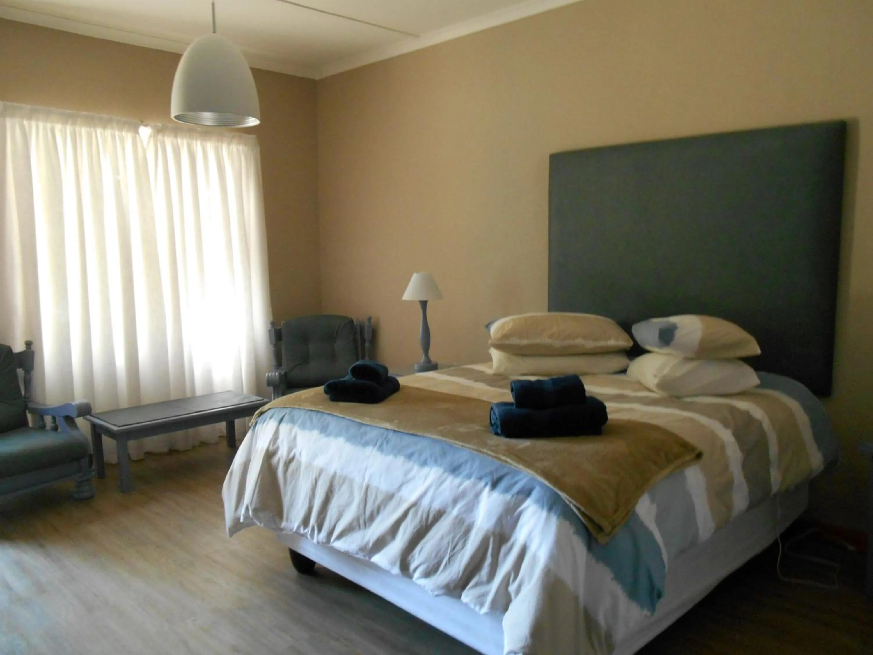 Budget Double Room in Obesa Lodge