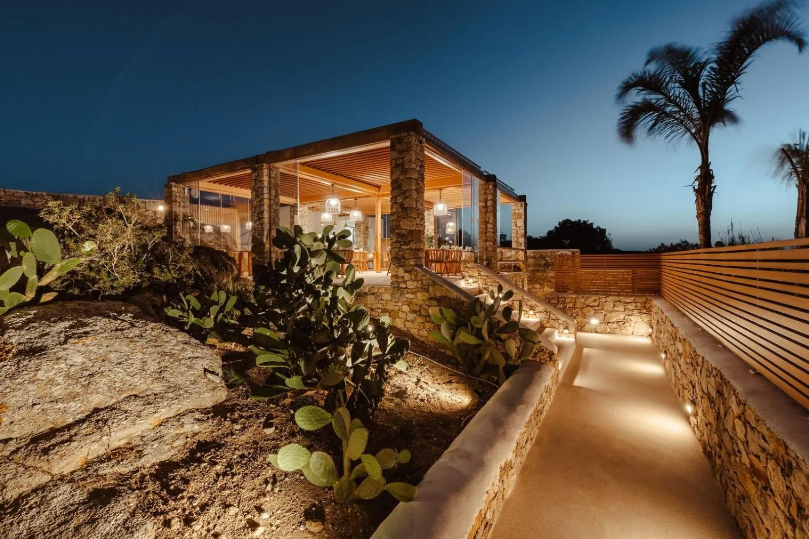 Restaurant/places to eat in Cocopalm Villas Naxos