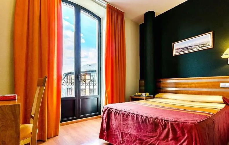 Photo of the whole room, Bed in Ele Mirador de Santa Ana