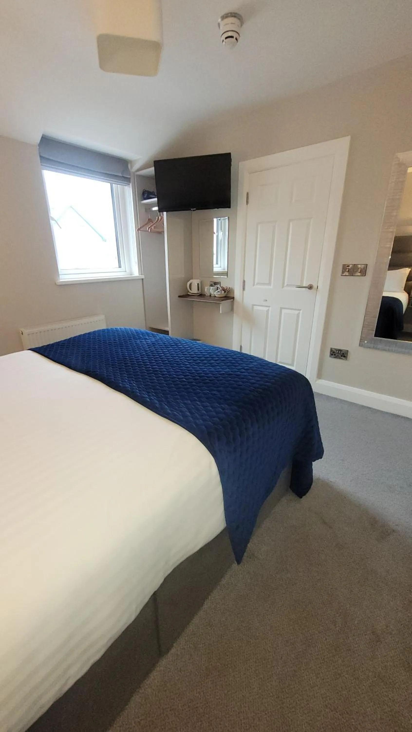 Bedroom, Bed in Murphy's Pub and Bed & Breakfast