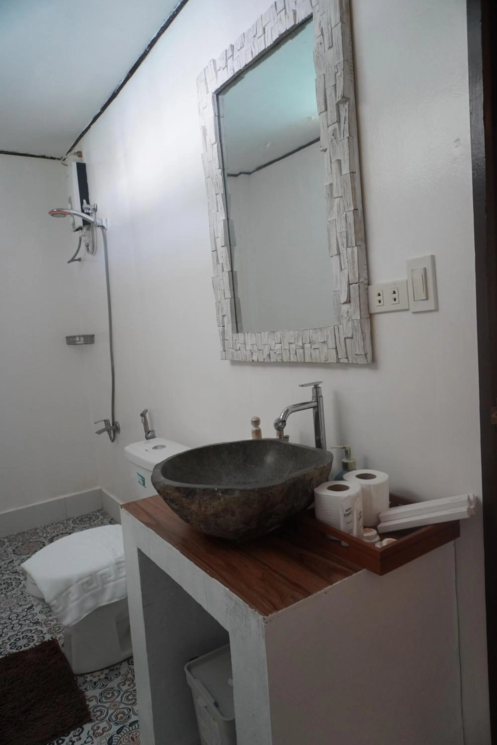 Bathroom in Keira Backpackers